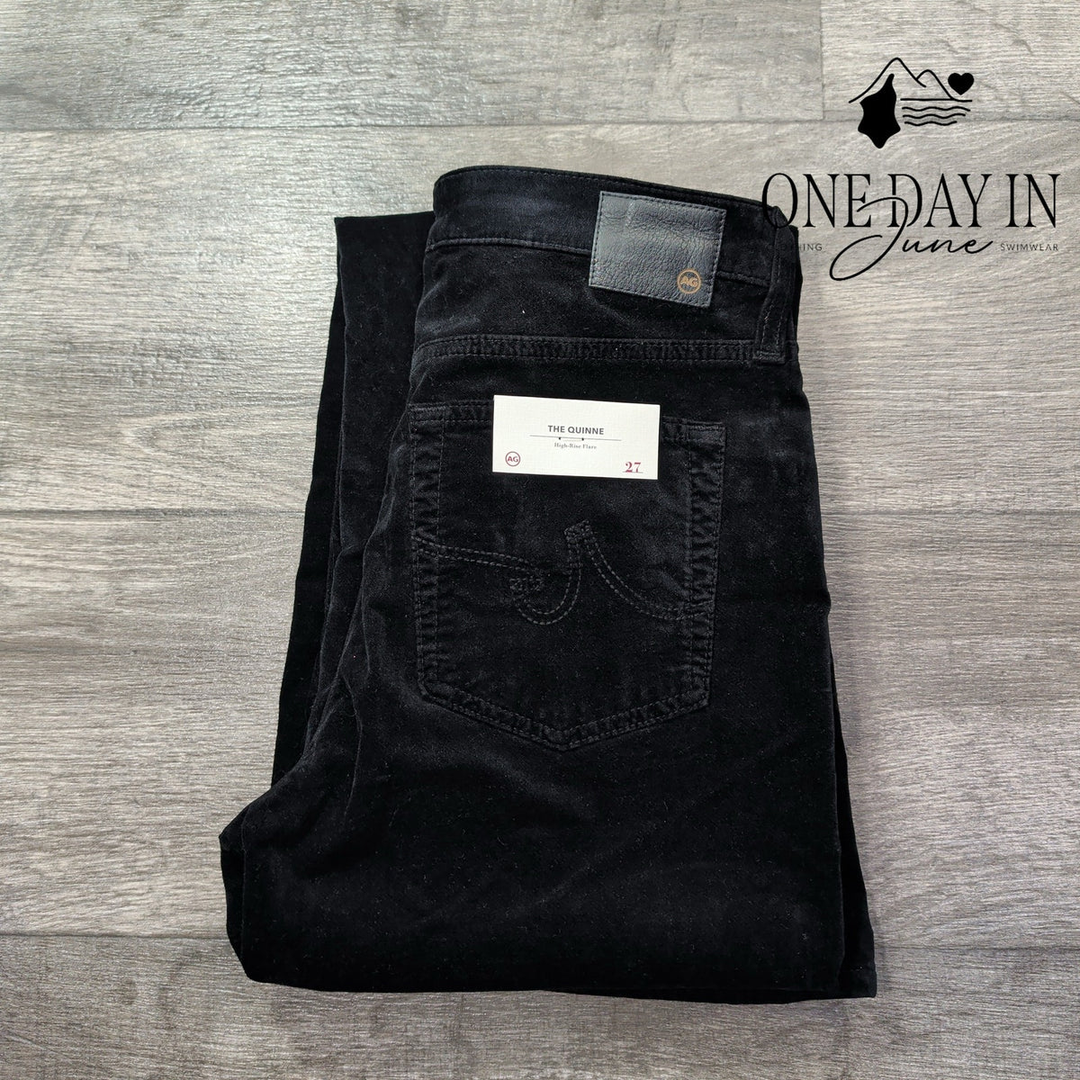 AG Adriano Goldschmied The Quinne High Rise Flare Velvet Jeans Black NWT Size 4