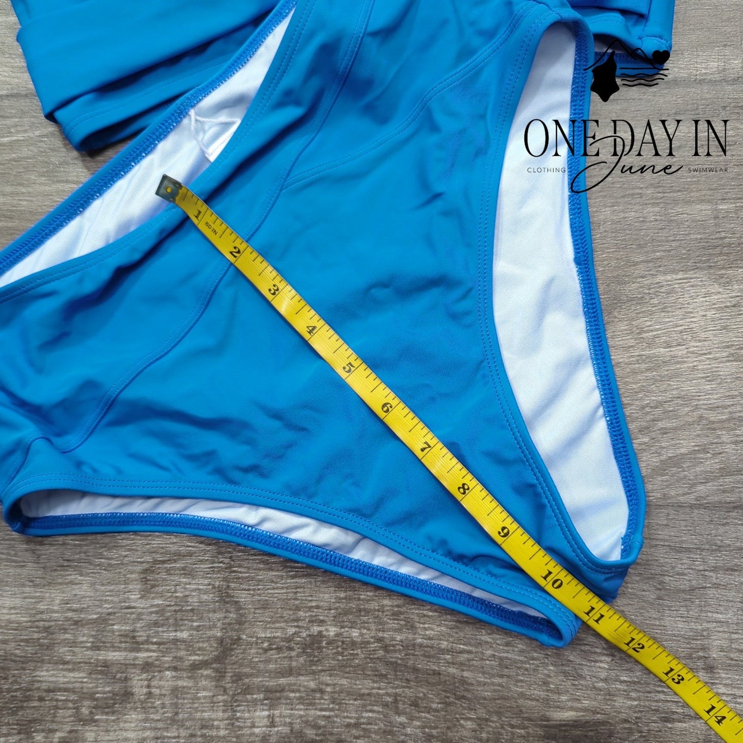 Cupshe Twist Front Bikini Swimsuit Size S