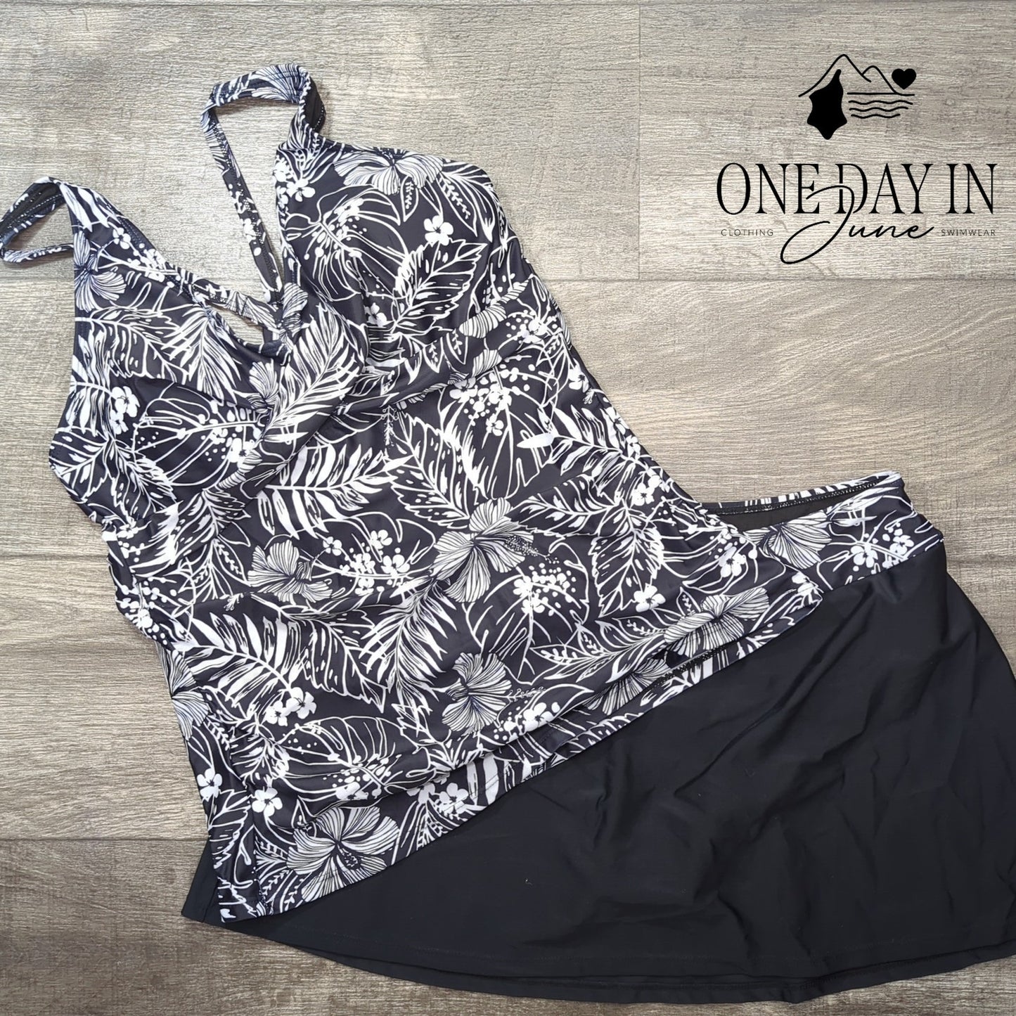 Talisea Cross Front Skirtini Swimsuit Size L