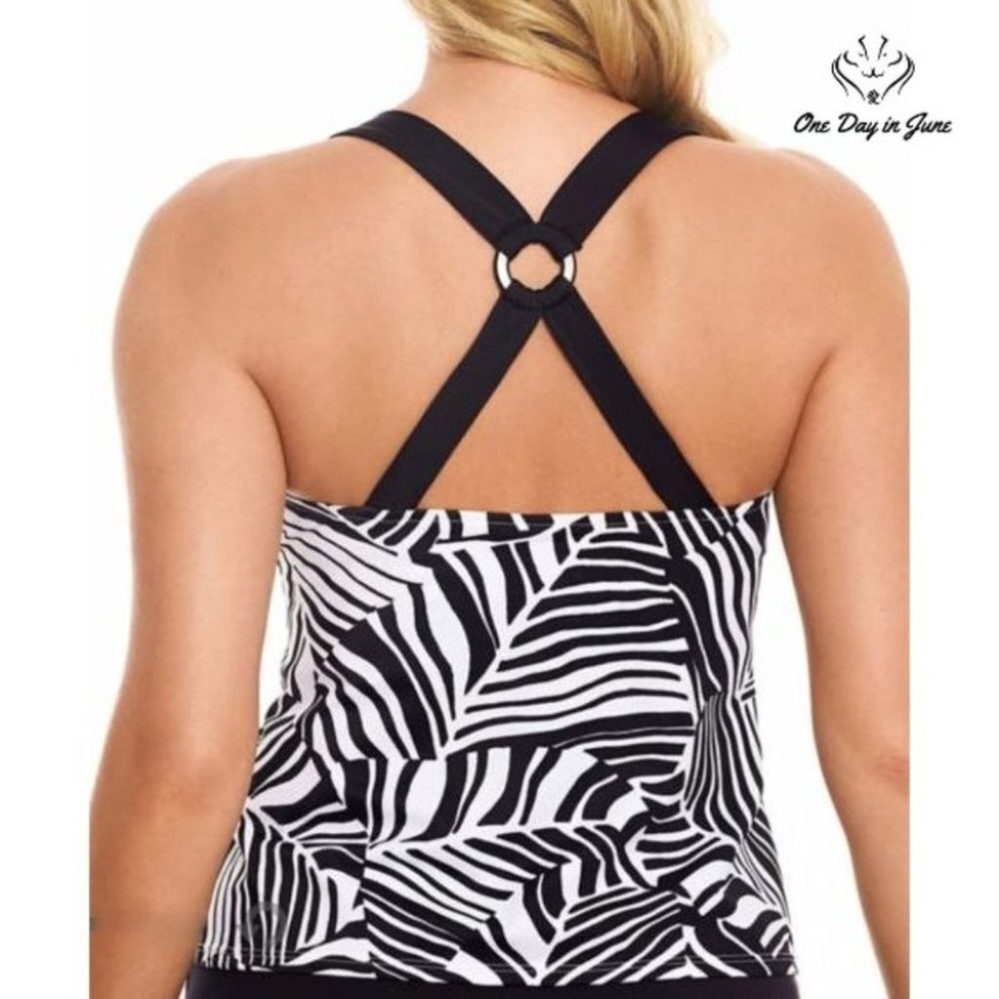St. John's Bay Animal Tankini Top Size 8