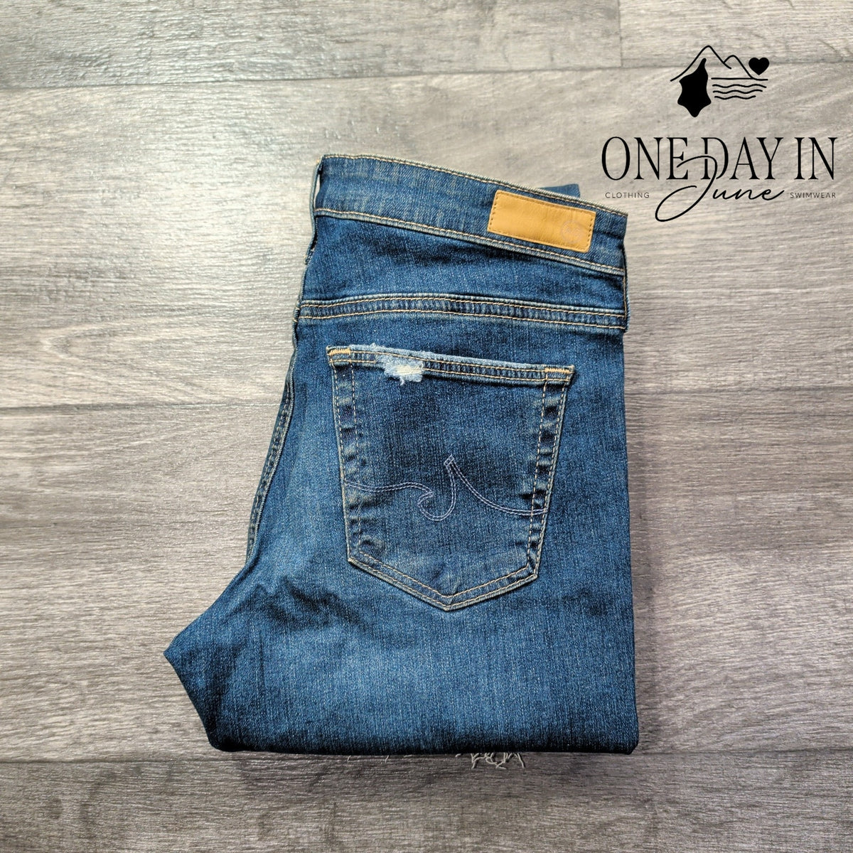 AG Adriano Goldschmied The Legging Ankle Skinny Jeans Distressed NWT Size 4 (27)