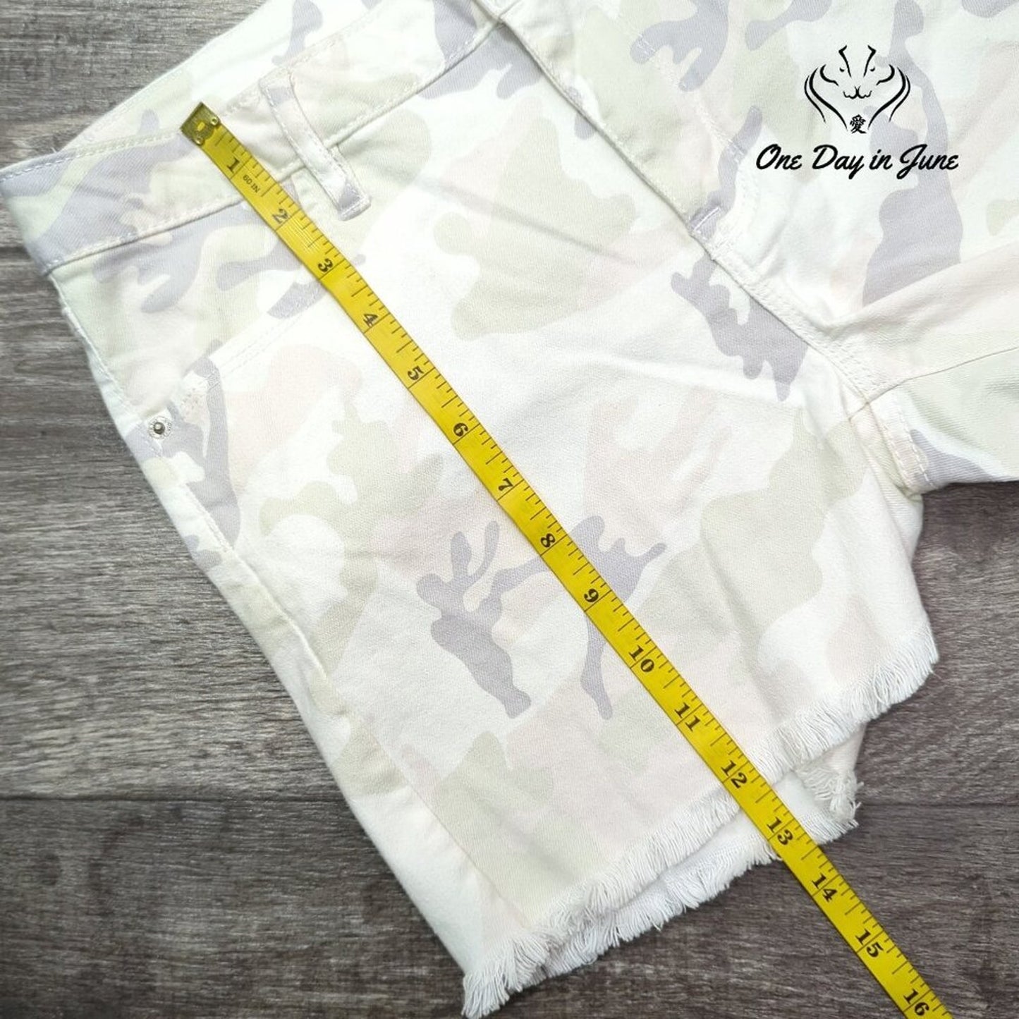For the Republic Cut Off Camo Denim Shorts Size 6