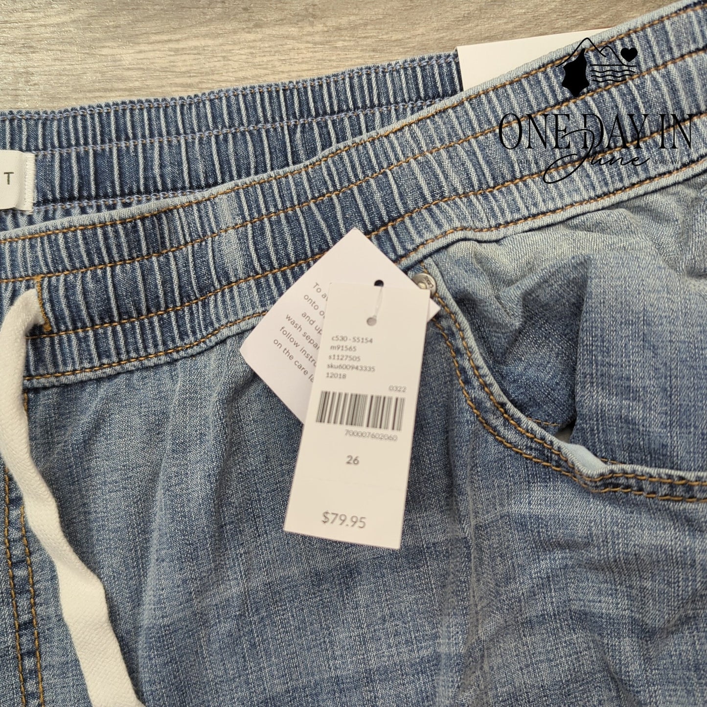 Lane Bryant Plus Size Mid Rise Wide Leg Pull On Drawstring Crop Jeans Size 26
