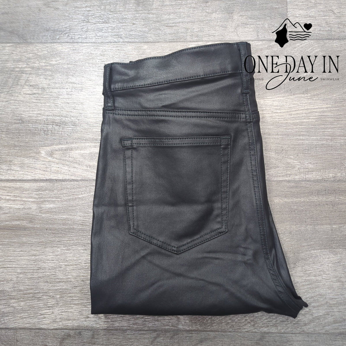 Loft The Skinny Coated Denim Jeans Black Faux Leather Look Size 6