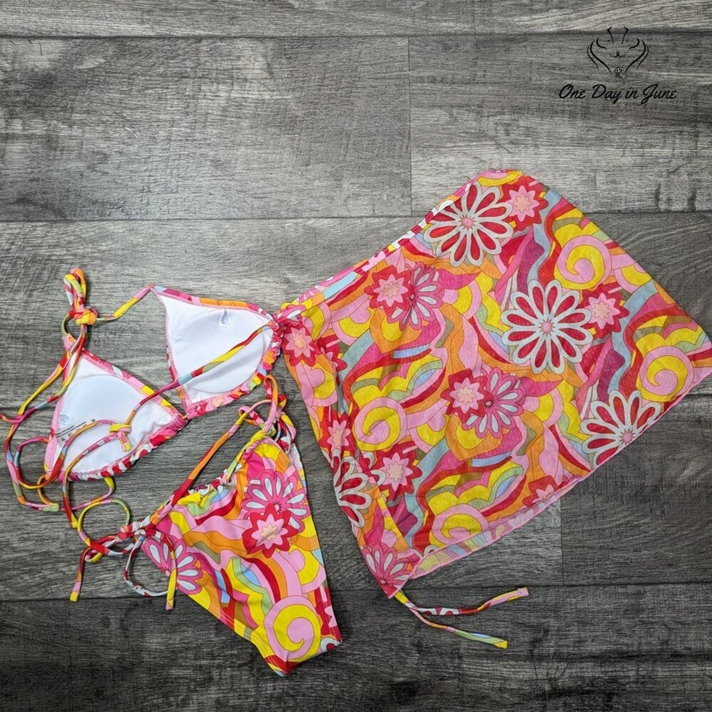 Floerns Floral 3 Piece Bikini (runs small) Size M