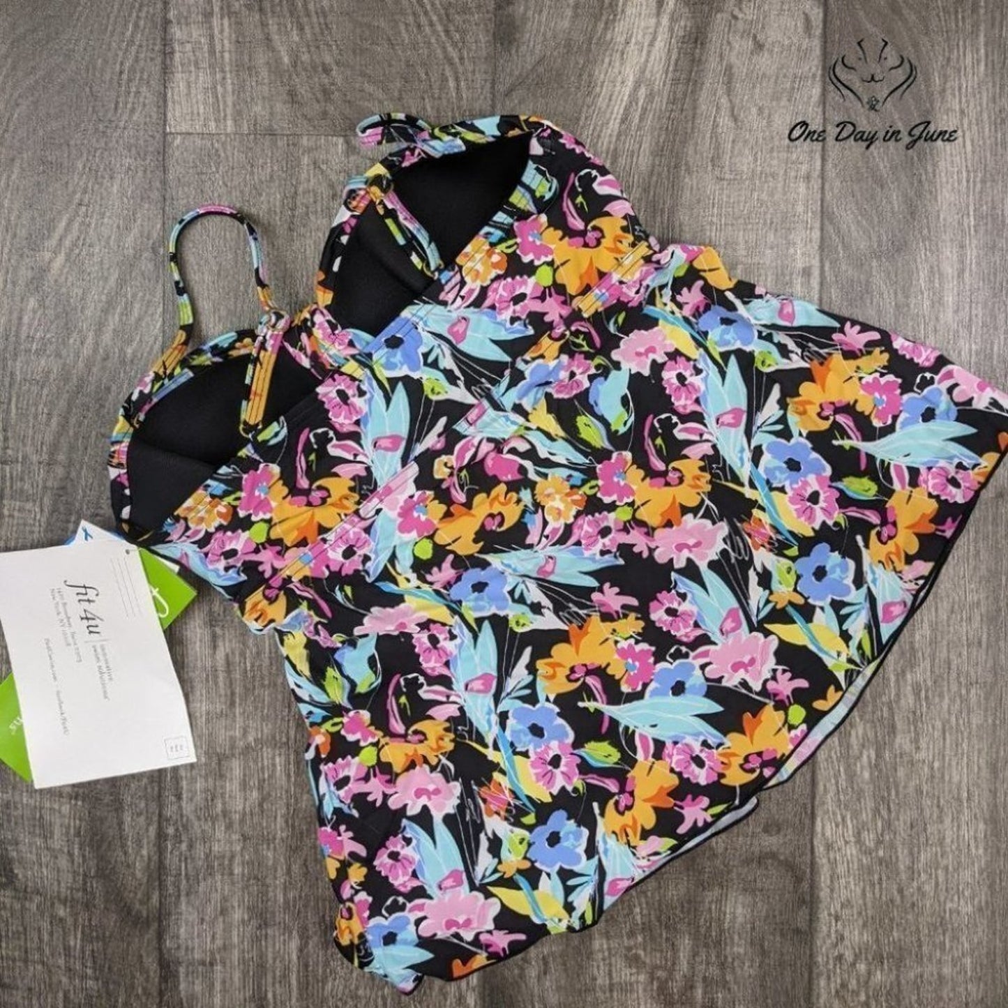 Fit 4 U Summer Breeze Waterfall Swim Top Size 10