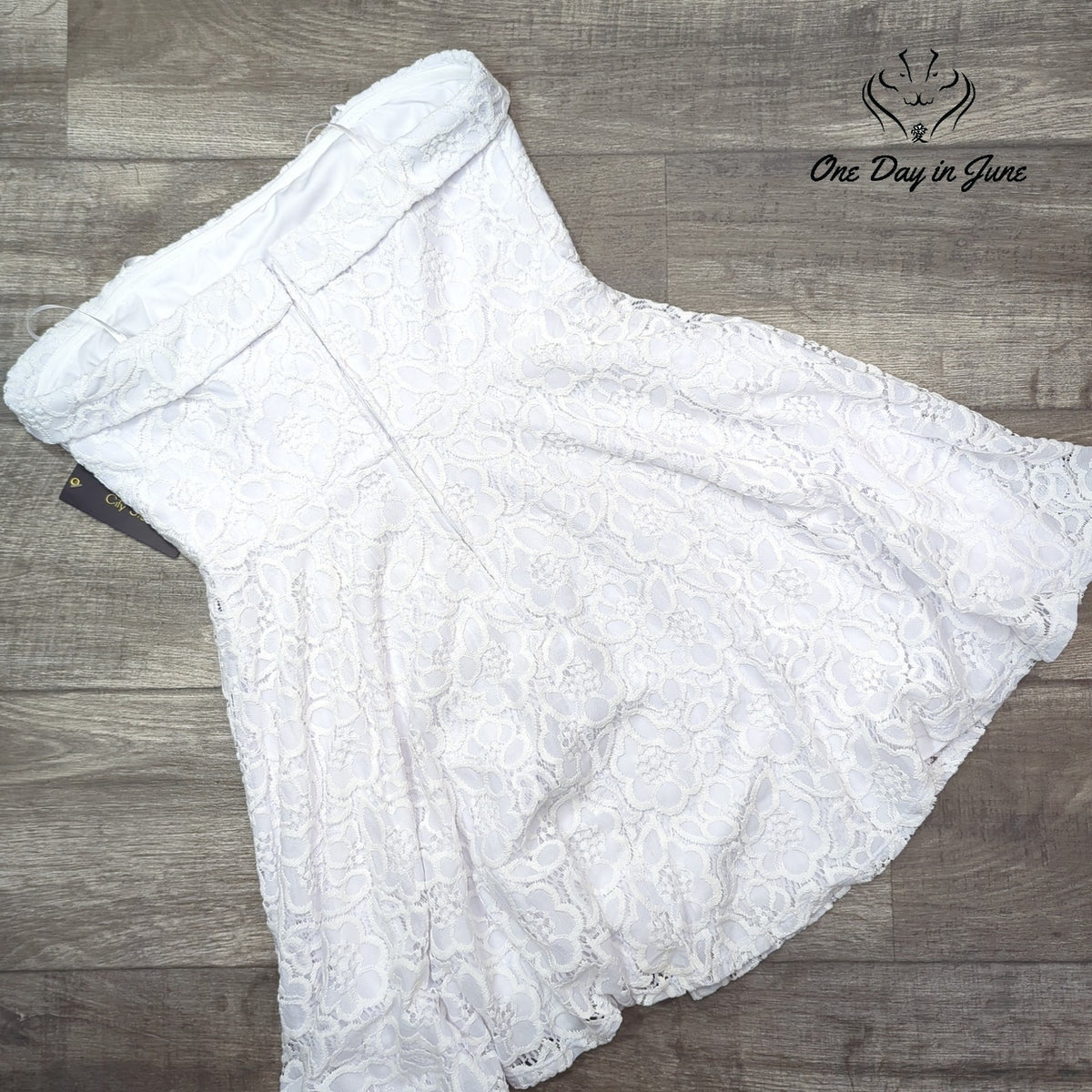 City Studio White Floral Lace Fit Flare Mini Dress Spaghetti Strap NWT Size 13
