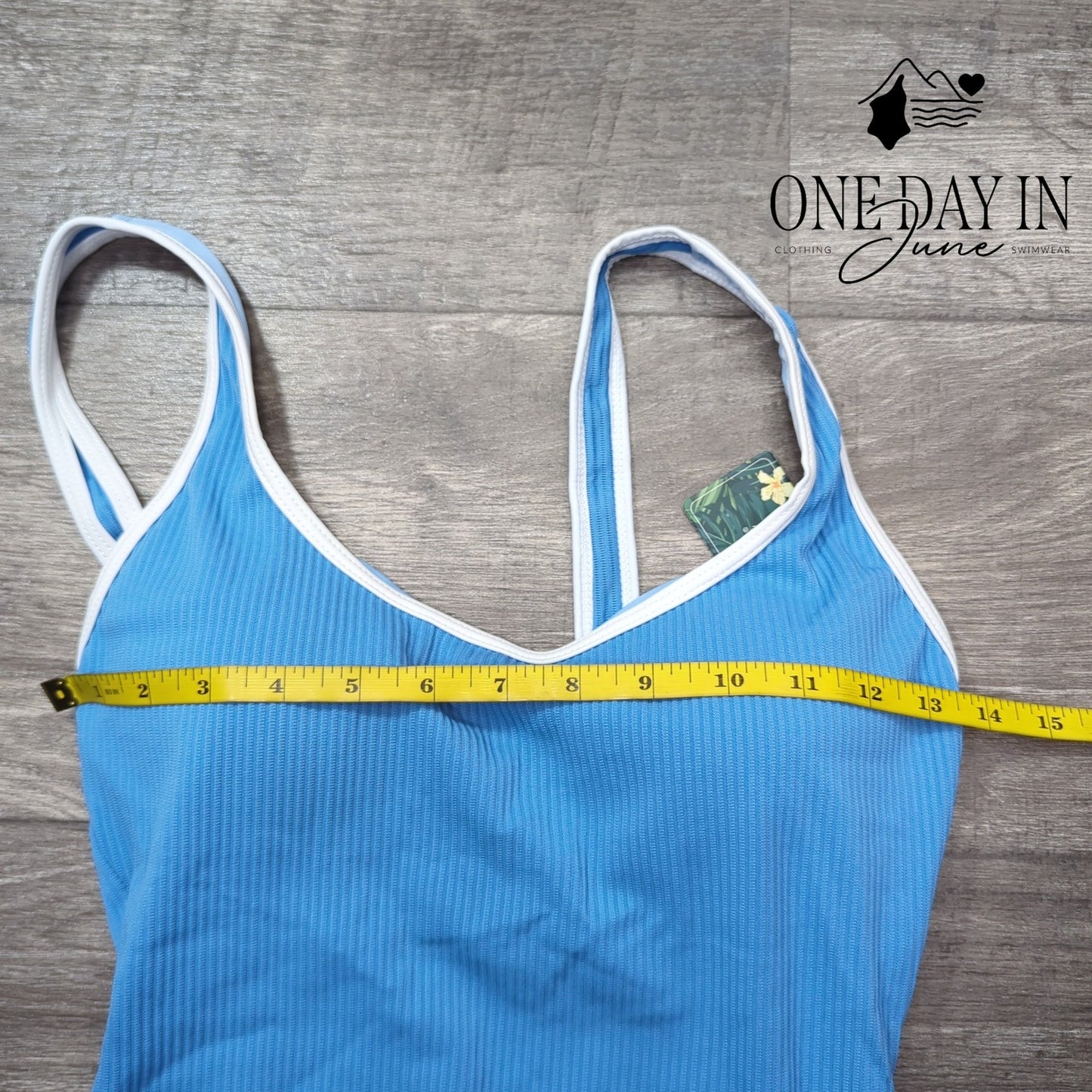 Blooming Jelly Ribbed One Piece Swimsuit Size M