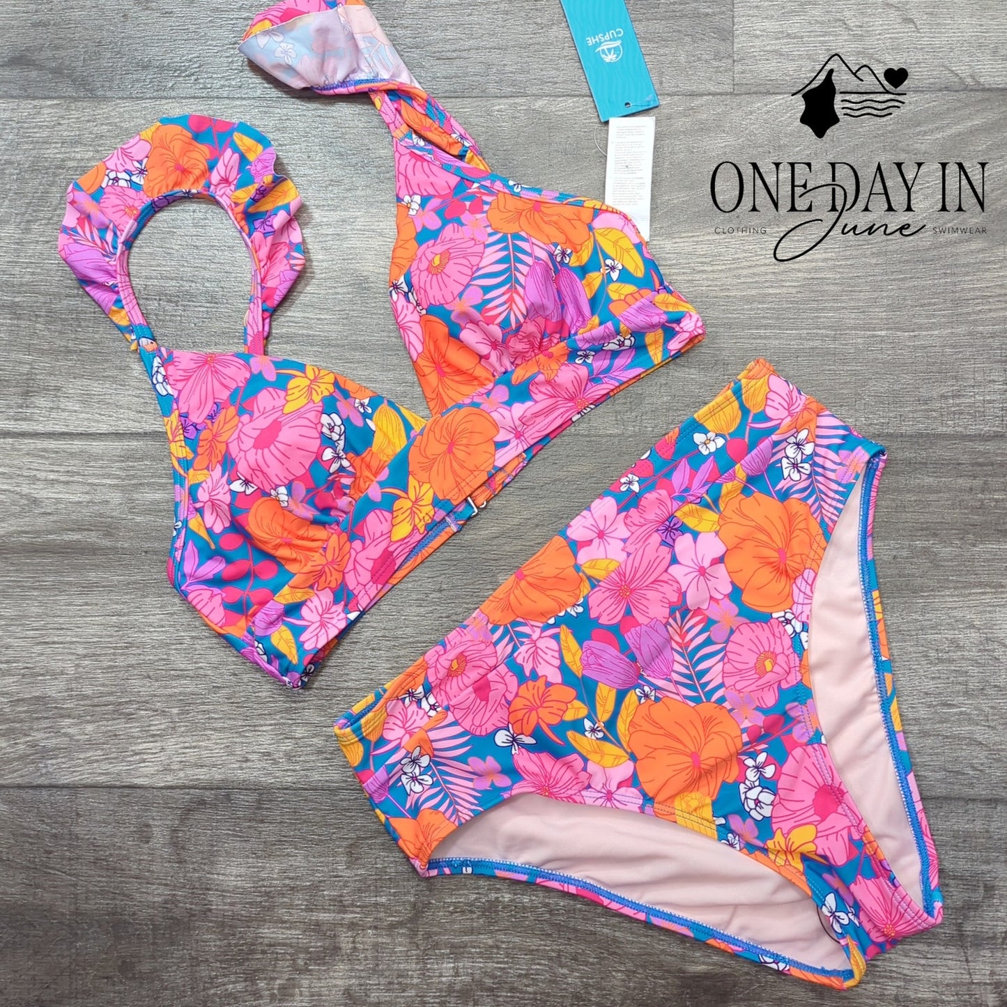 Cupshe Ruffle Shoulder Bikini Swimsuit Size S