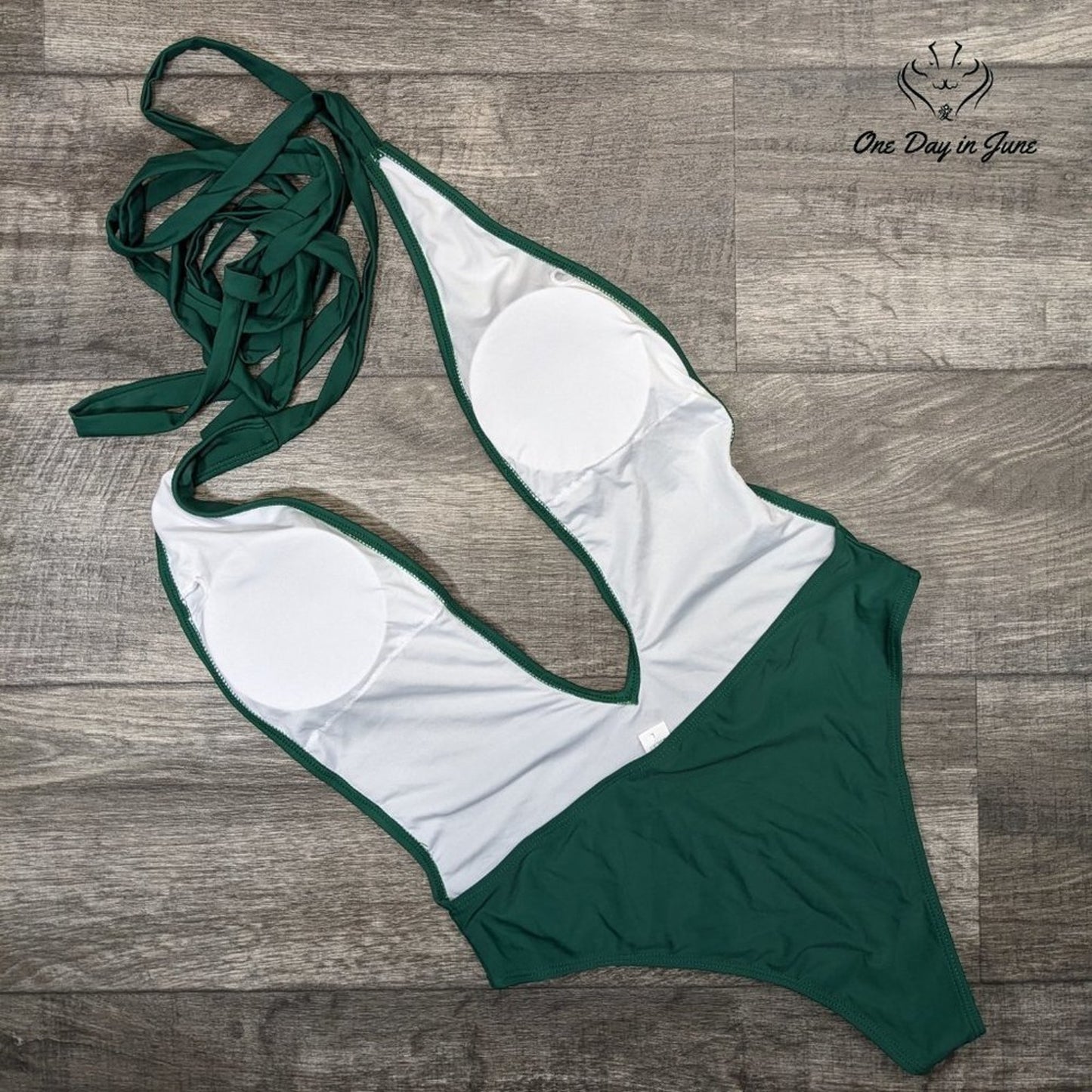 Sweatyrocks Deep V Strappy One Piece Swimsuit Size L