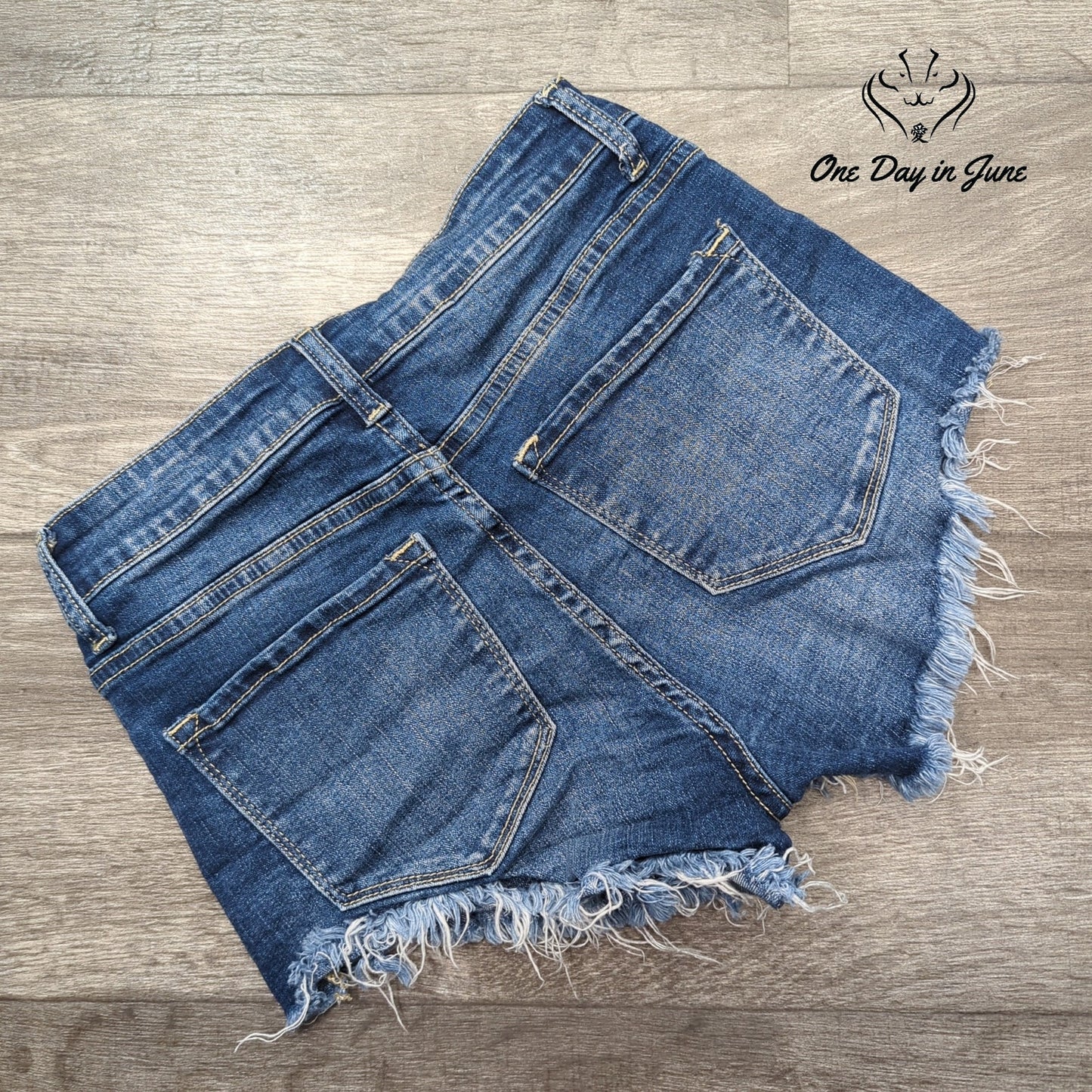 KanCan Juniors Denim Shorts Size 5