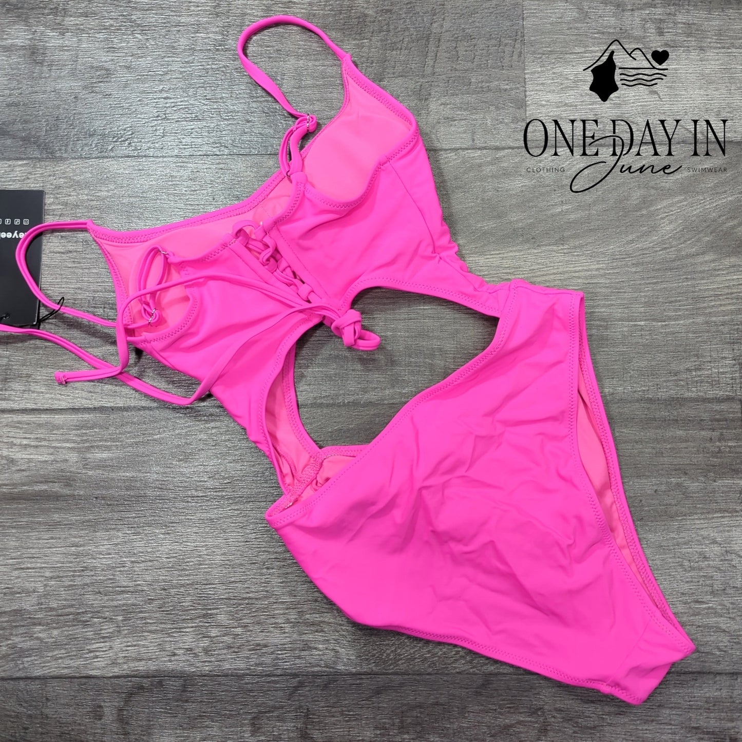 Meyeeka Tie Back Cut Out One Piece Swimsuit Size S