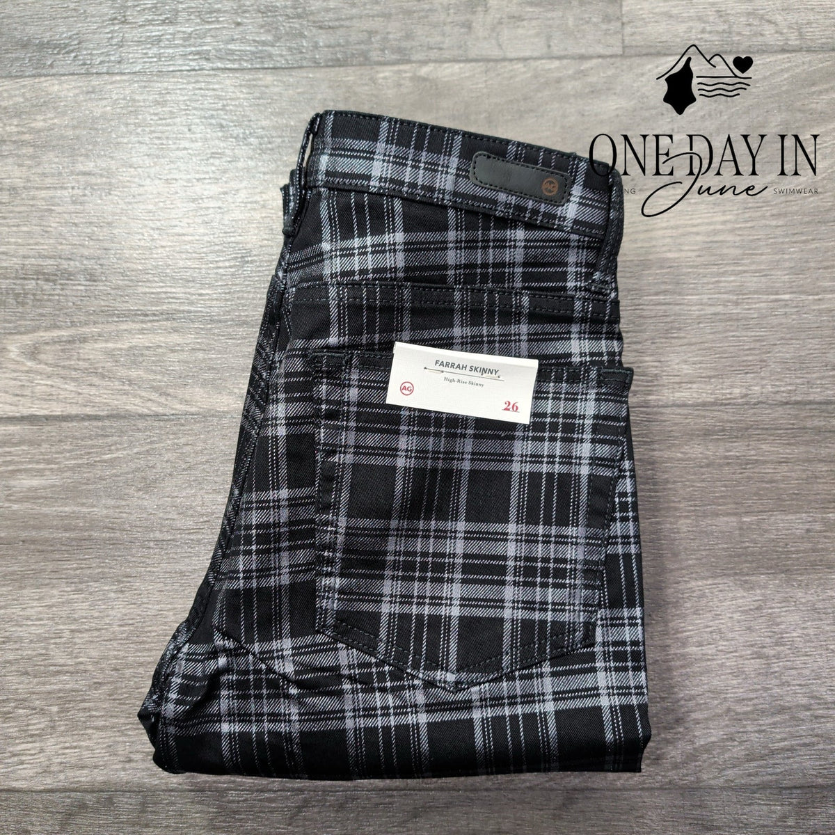 AG Adriano Goldschmied Farrah High Rise Skinny Jeans Black Gray Plaid NWT Size 2