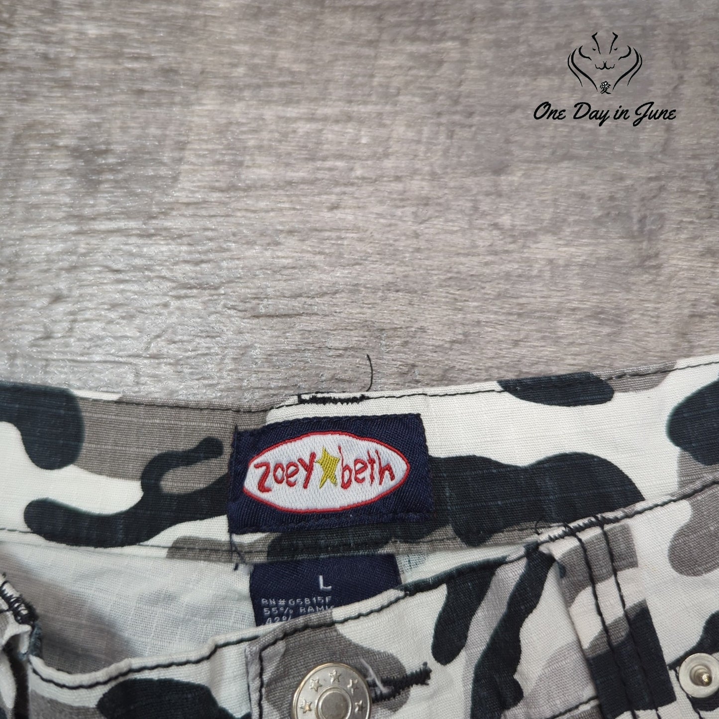 Zoey Beth Camoflage Jeans Size L