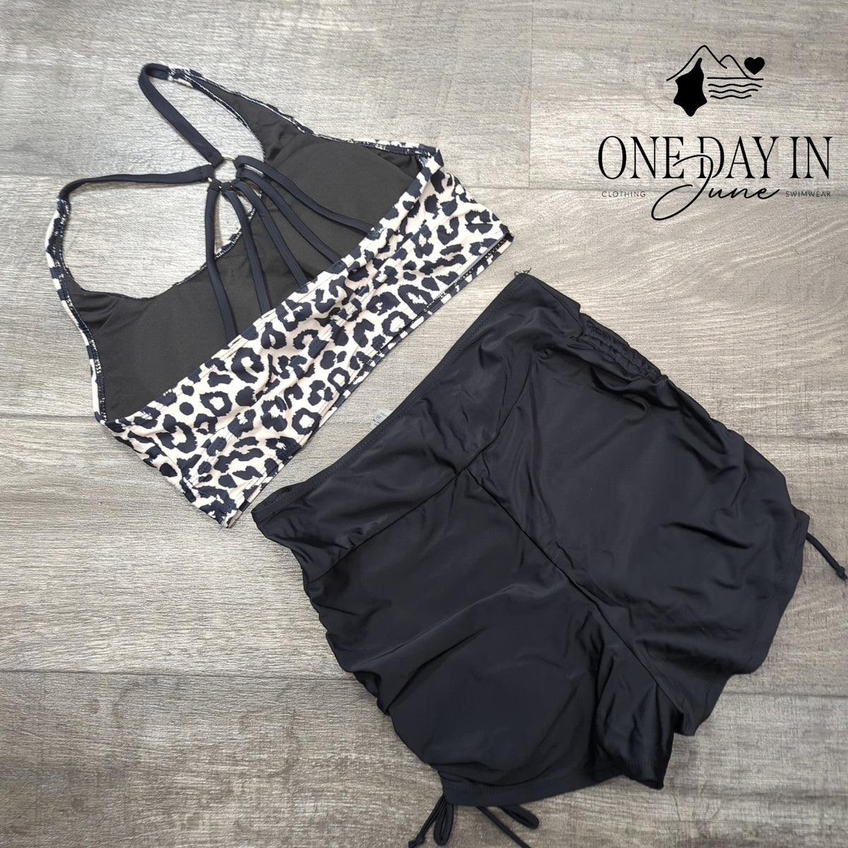 CharmLeaks Leopard Crop Bikini Swimsuit Black Drawstring Shorts Size M