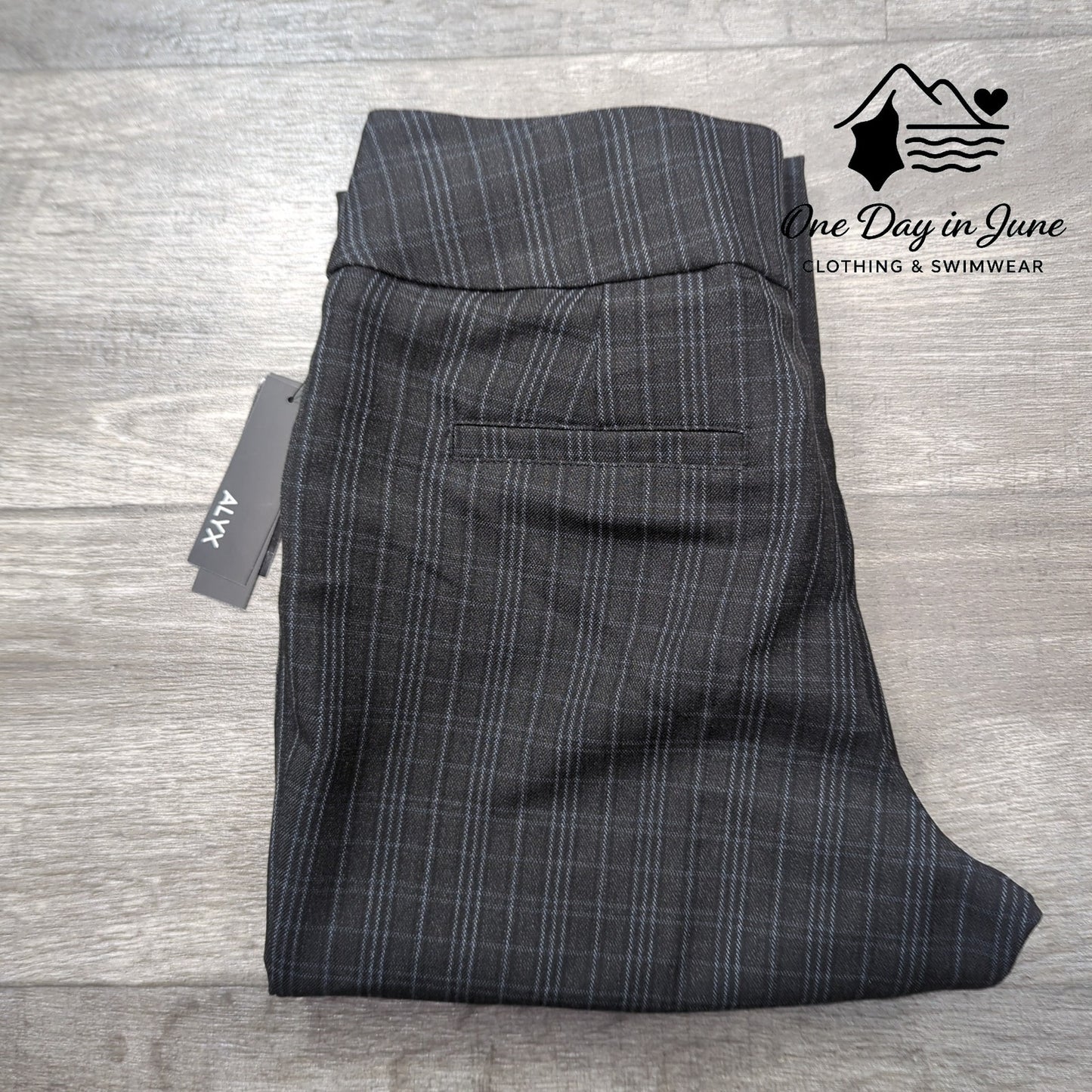 Alyx Limited Magic Waist Straight Leg Pants Size 4