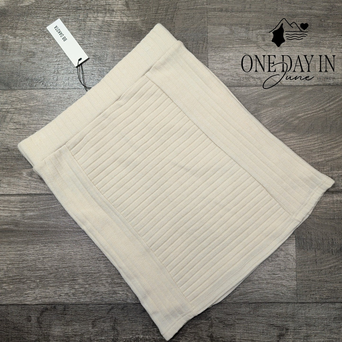 BB Dakota Knit Mini Skirt Size S