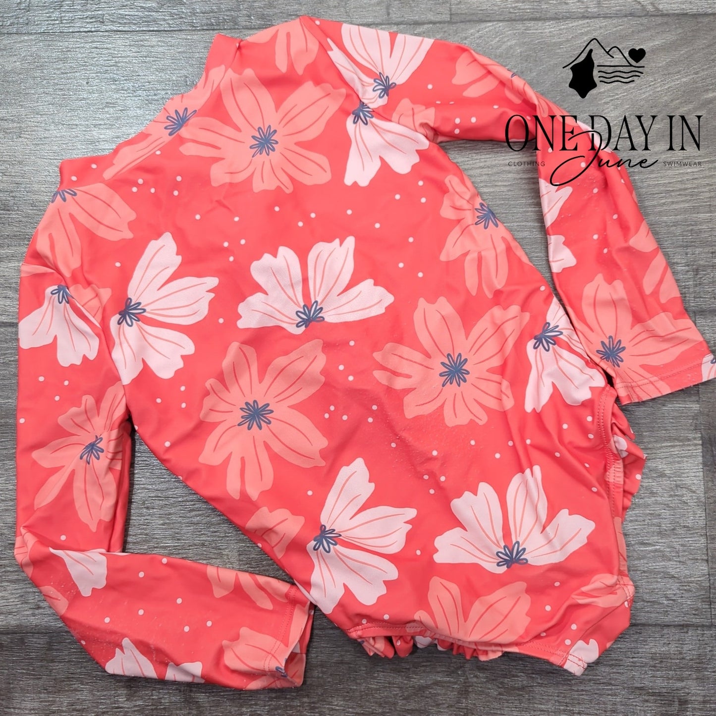 Simplejoys Rashguard One Piece Swimsuit Size 5T