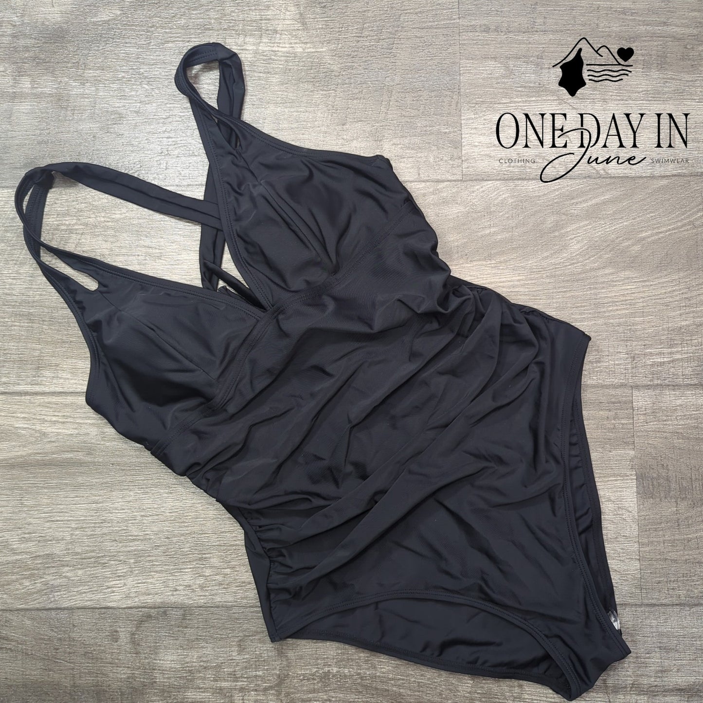 Cupshe V Front Tummy Control One Piece Swimsuit Size L