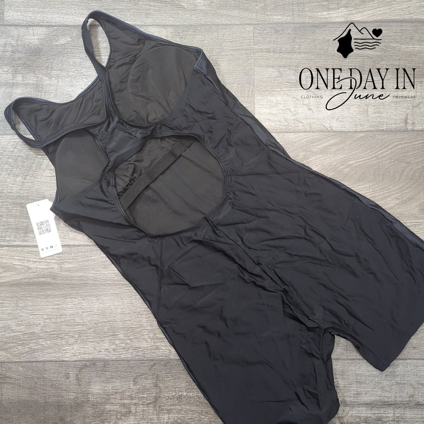 Attraco Boyshort One Piece Swimsuit Size XL