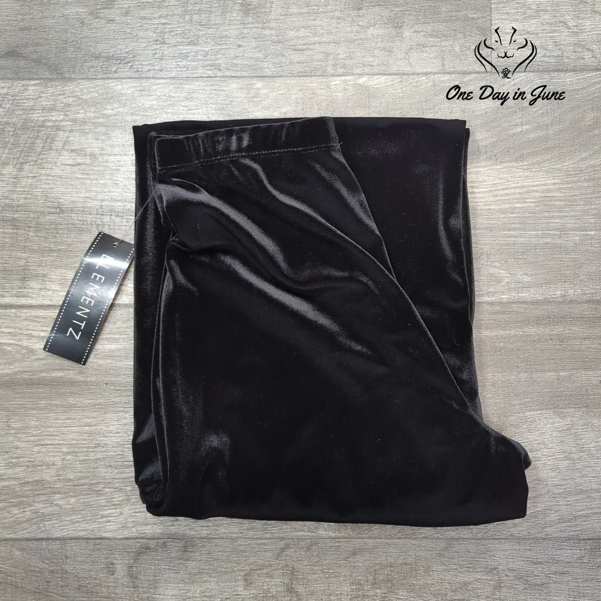 Elementz Black Velvet Velour Pull On Wide Leg Pants NWT Size M