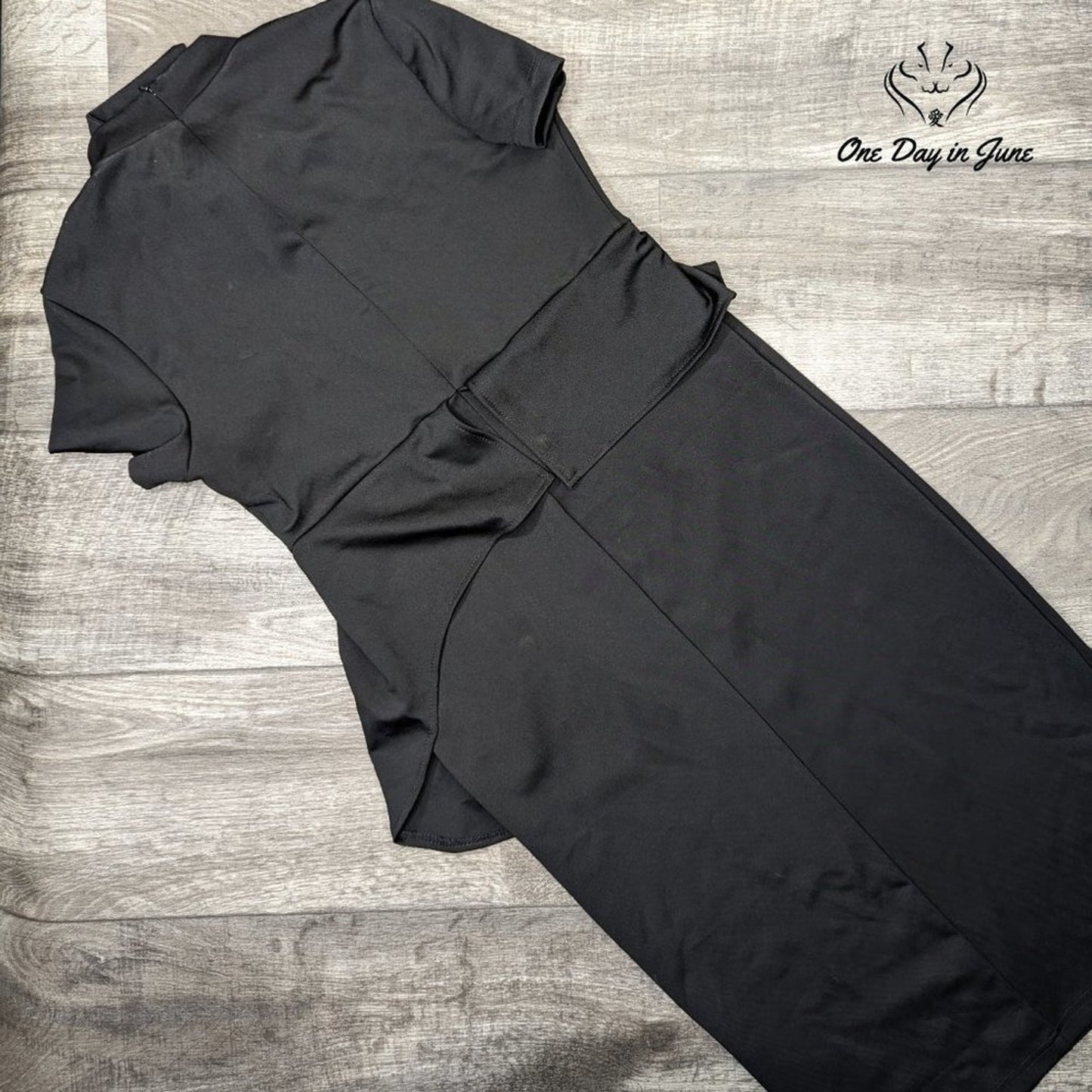 Romwe Zip Back Short Sleeve High Neck Dress Size L