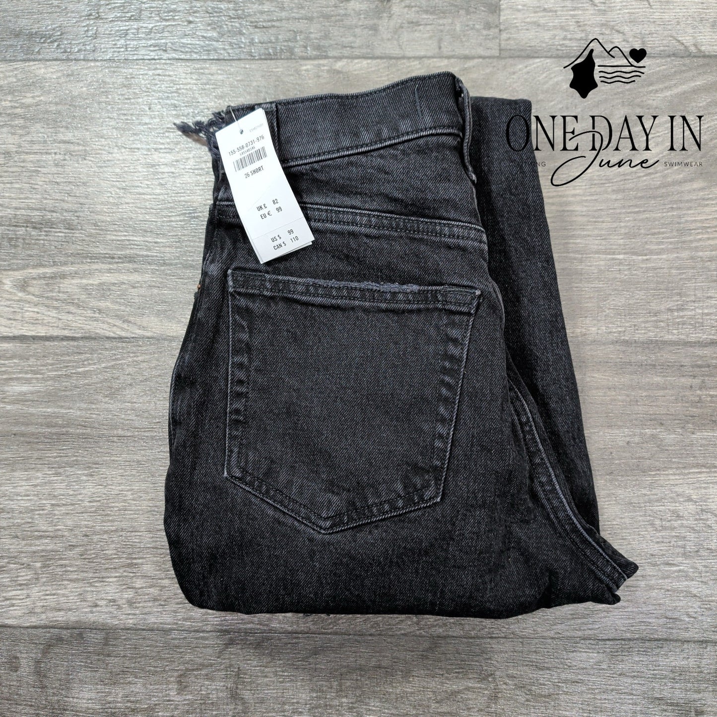 Abercrombie & Fitch The 90's Straight Ultra High Rise Jeans Size 2S