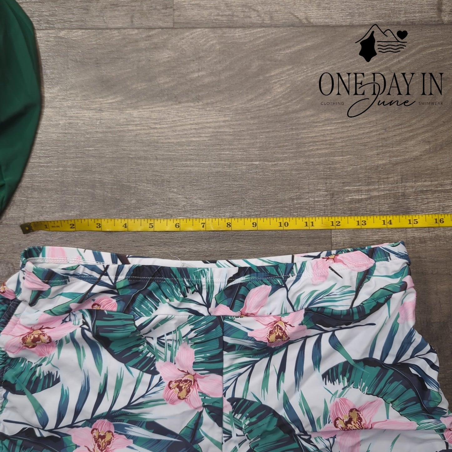 Yonique Blouson Boyshort Tankini Swimsuit Size XL