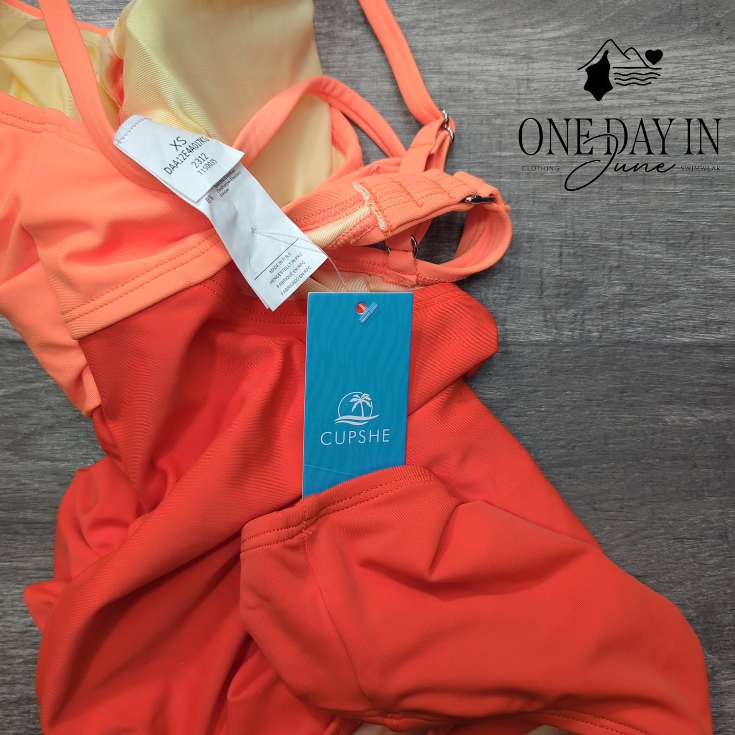 Cupshe Twist Font Keyhole One Piece Swimsuit Size XS