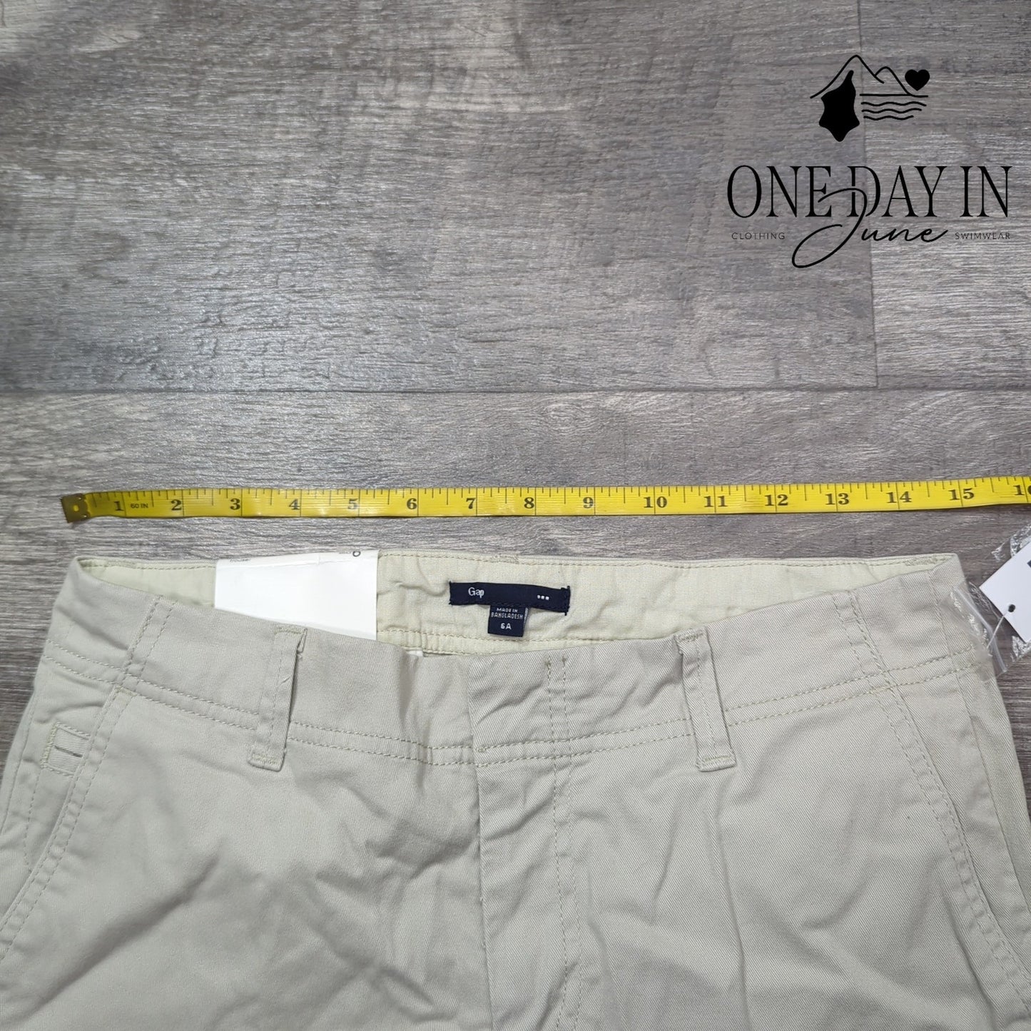 Gap Stretch Khaki Trouser Pants Size 6