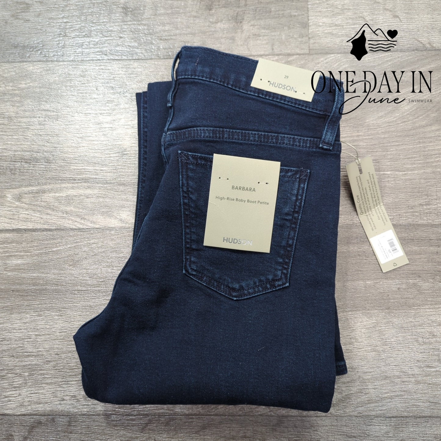 Hudson Barbara High Rise Baby Boot Petite Jeans Dark Wash NWT $195 Size 8 (29)