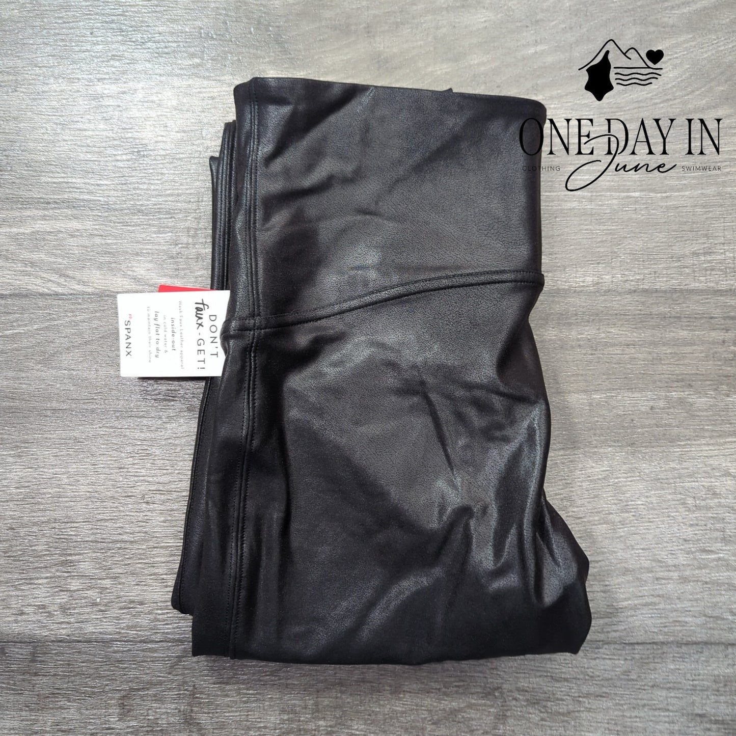 Spanx Faux Leather Legging Pants Size XL