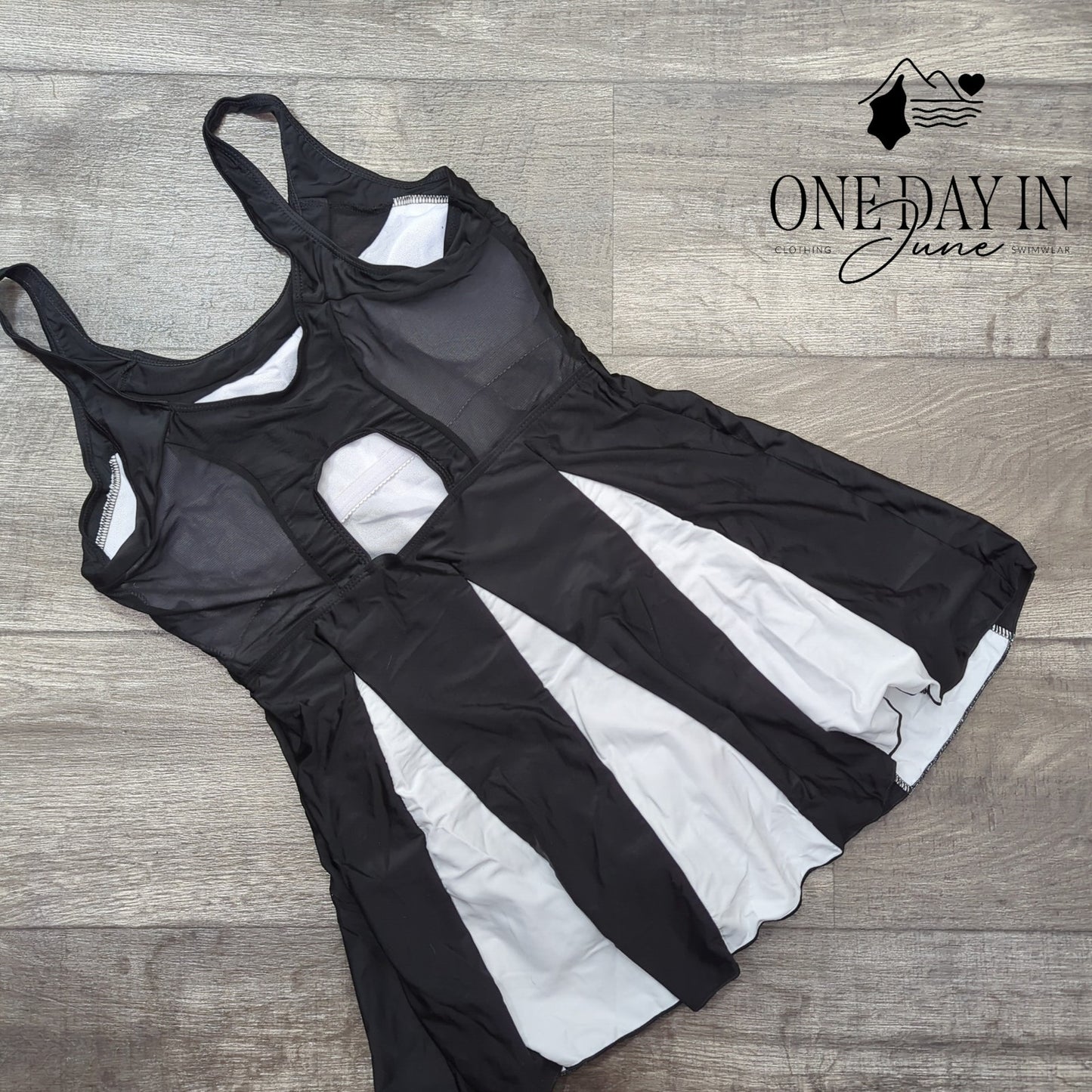 Zando Boyshort Swimdress One Piece Swimsuit Size XL