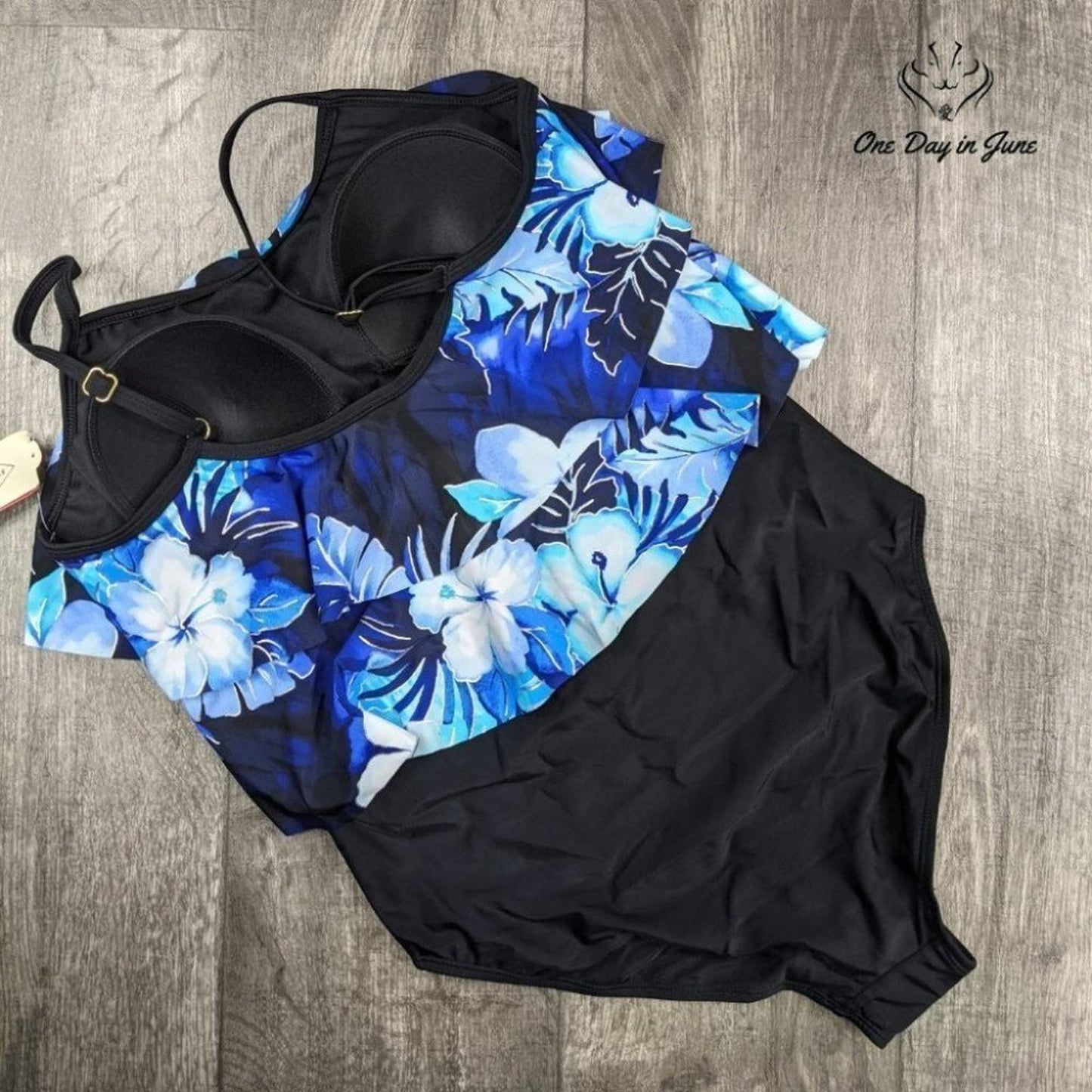 St. John's Bay Floral One Piece Size 10
