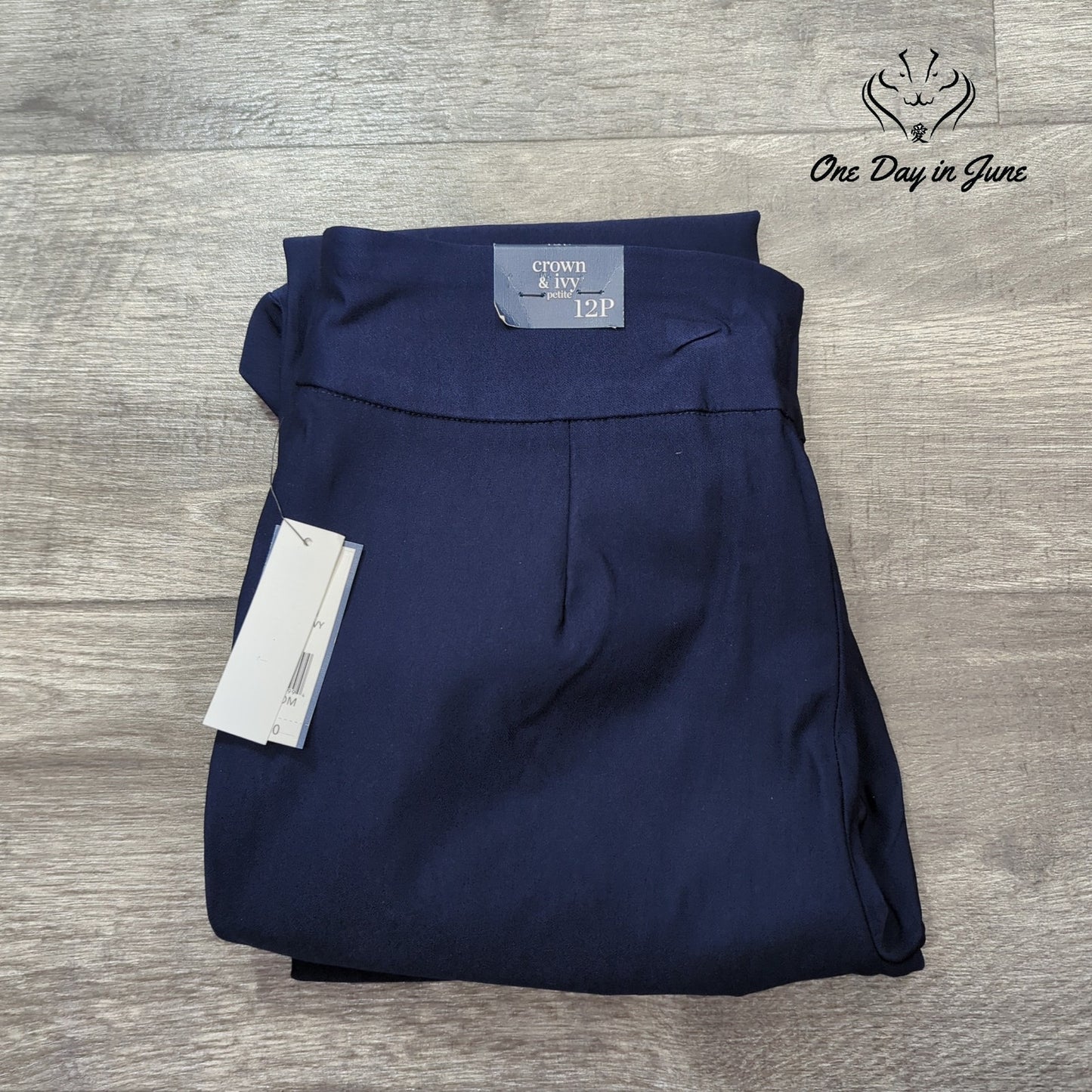 Crown & Ivy Petite Harbor Navy Cropped Pants Size 12P
