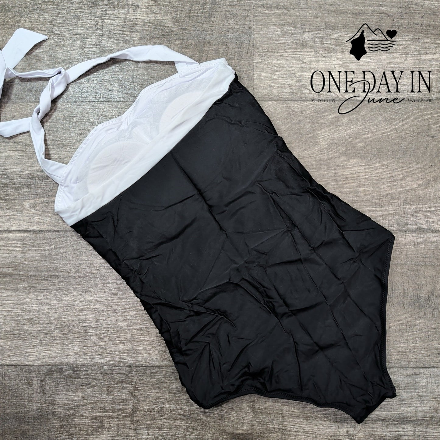 Aleumdr Halter One Piece Swimsuit Size L