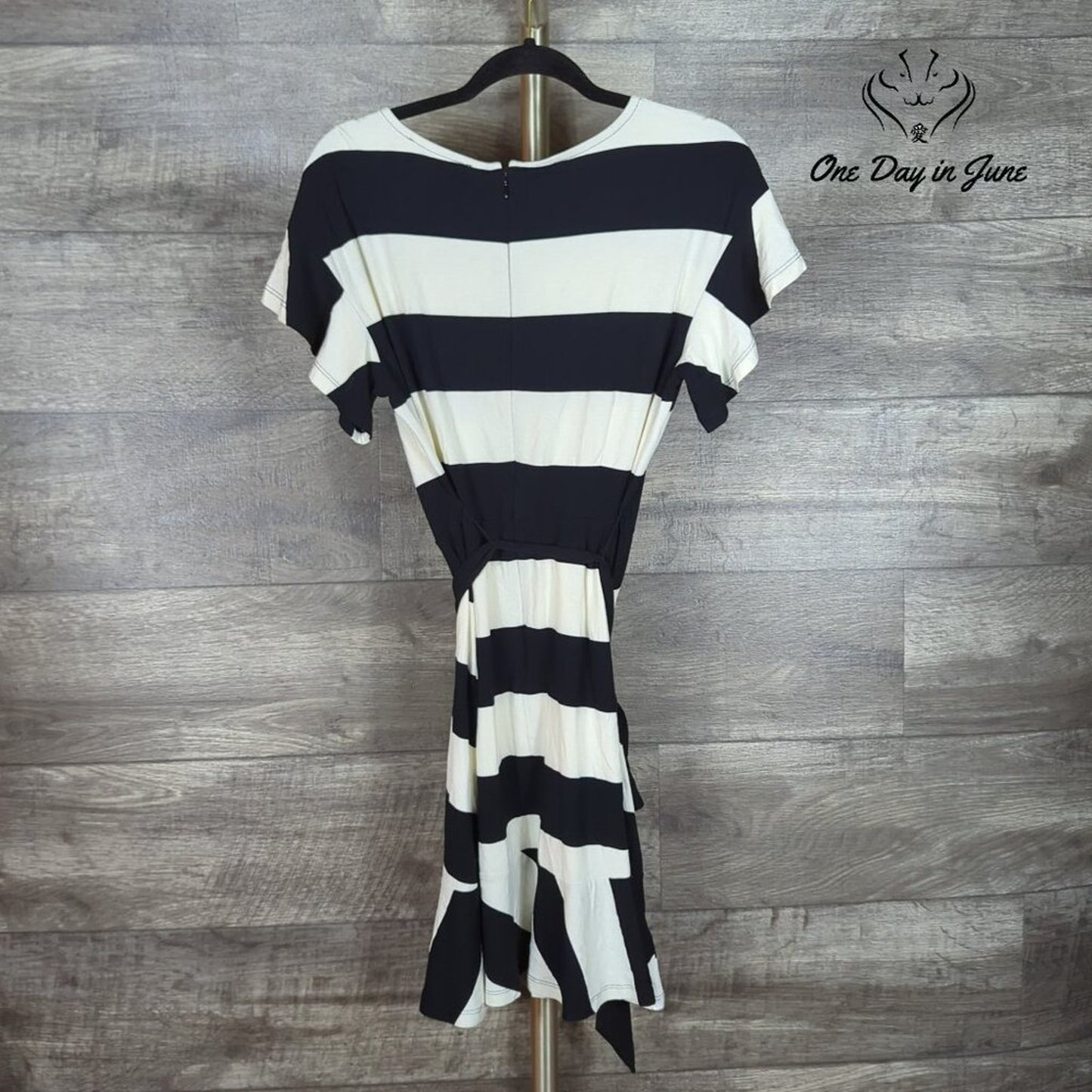 Loft Petite Short Sleeve Striped Mini Dress Size 8P