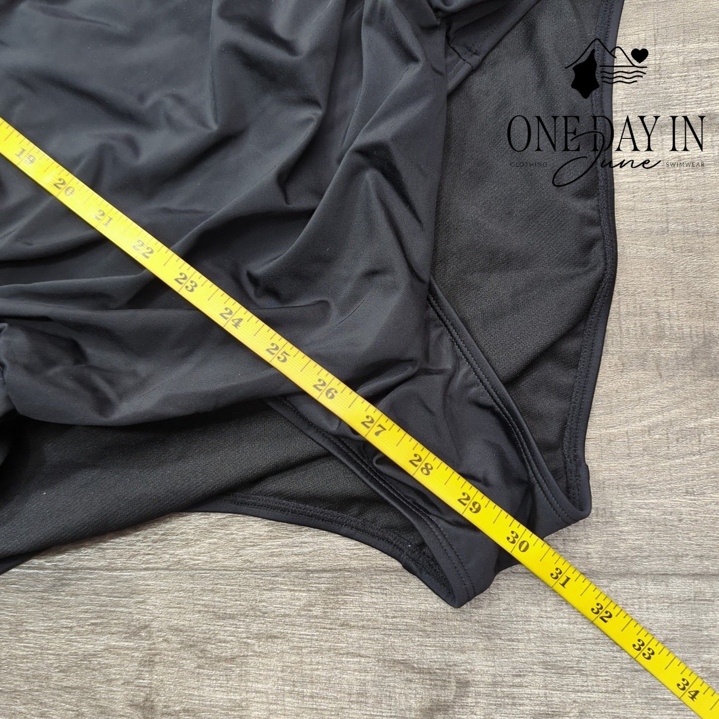 Hanna Nikole Plus Size One Piece Swimsuit Size 18W