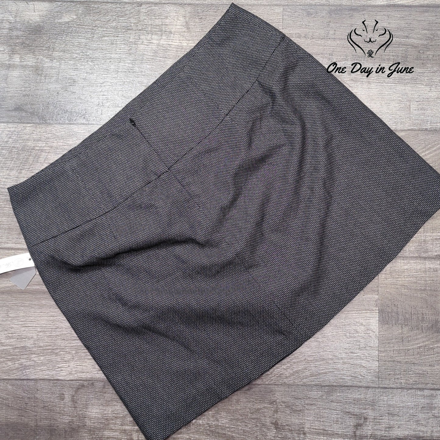 In Moda Pleated Mini Skirt Size 14