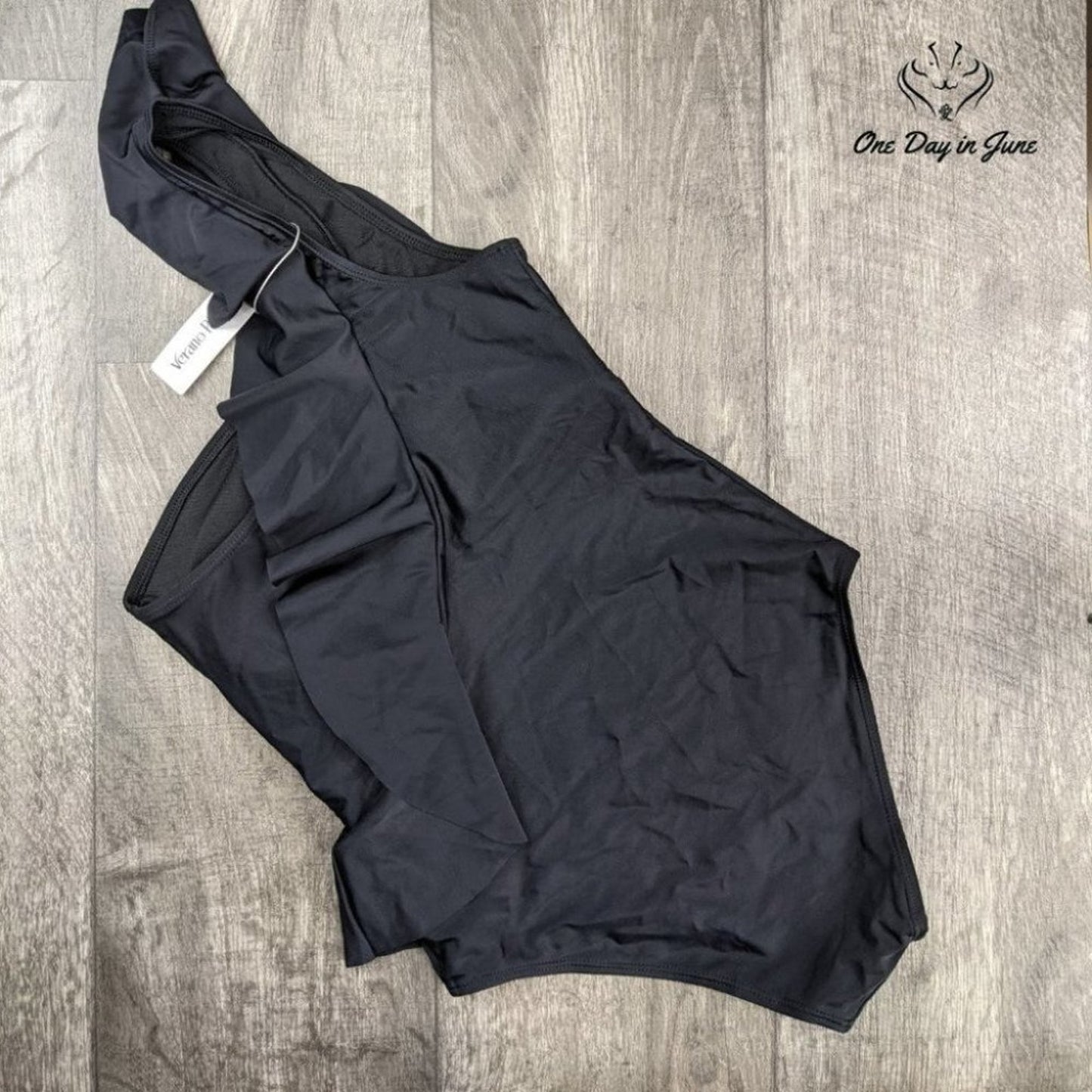 Verano Playa One Shoulder Ruffle One Piece Size S