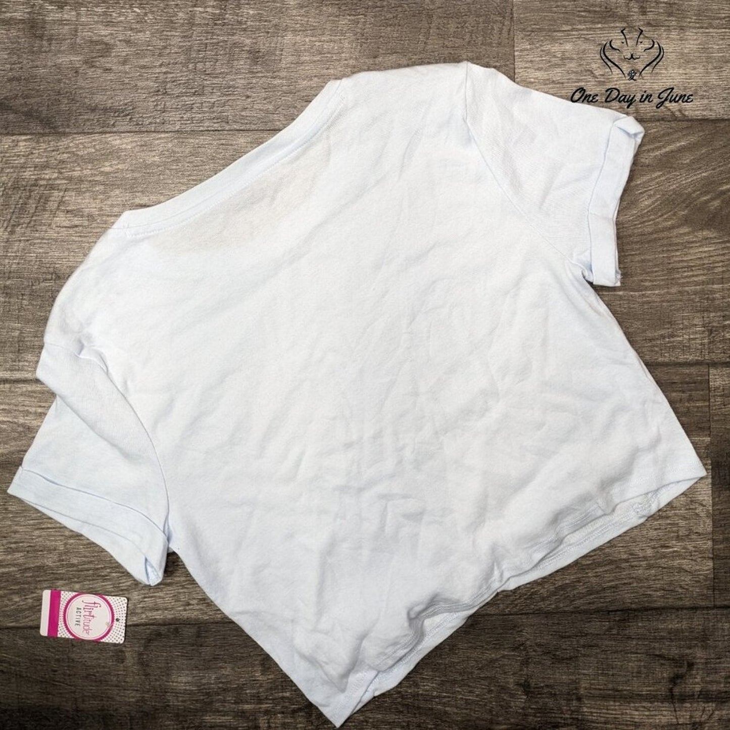 Flirtitude Cropped Crew Neck Short Sleeve Tee Shirt Size XL