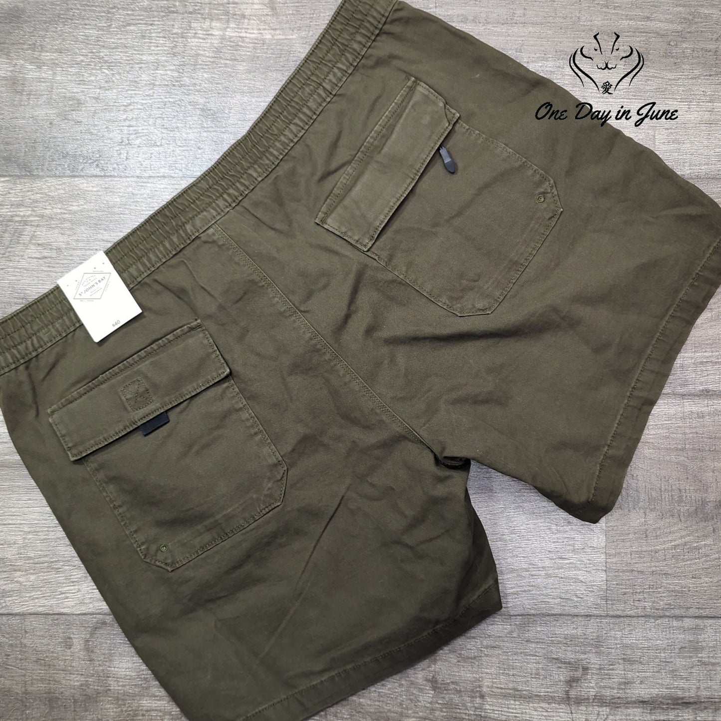 St. John's Bay Chino Shorts Size 40