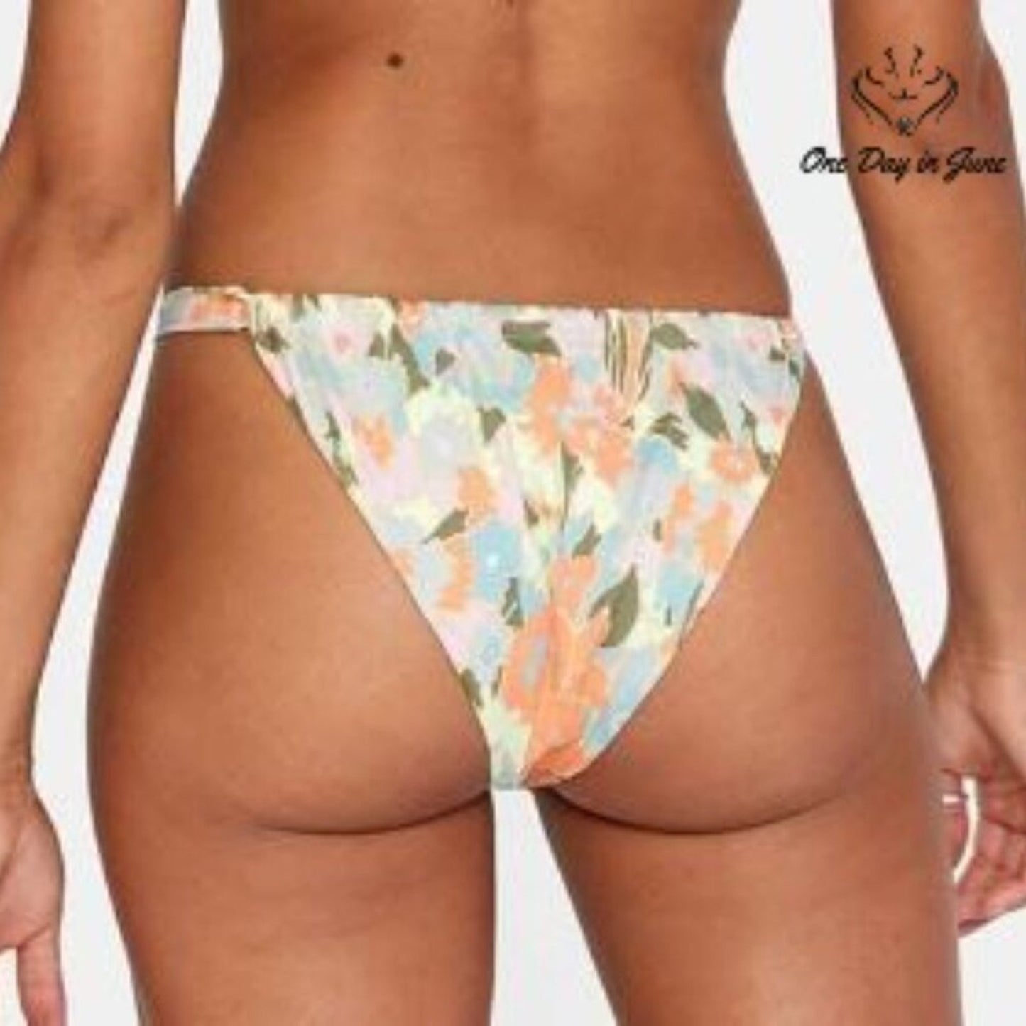 RVCA On The Road French Bikini Bottom Size M