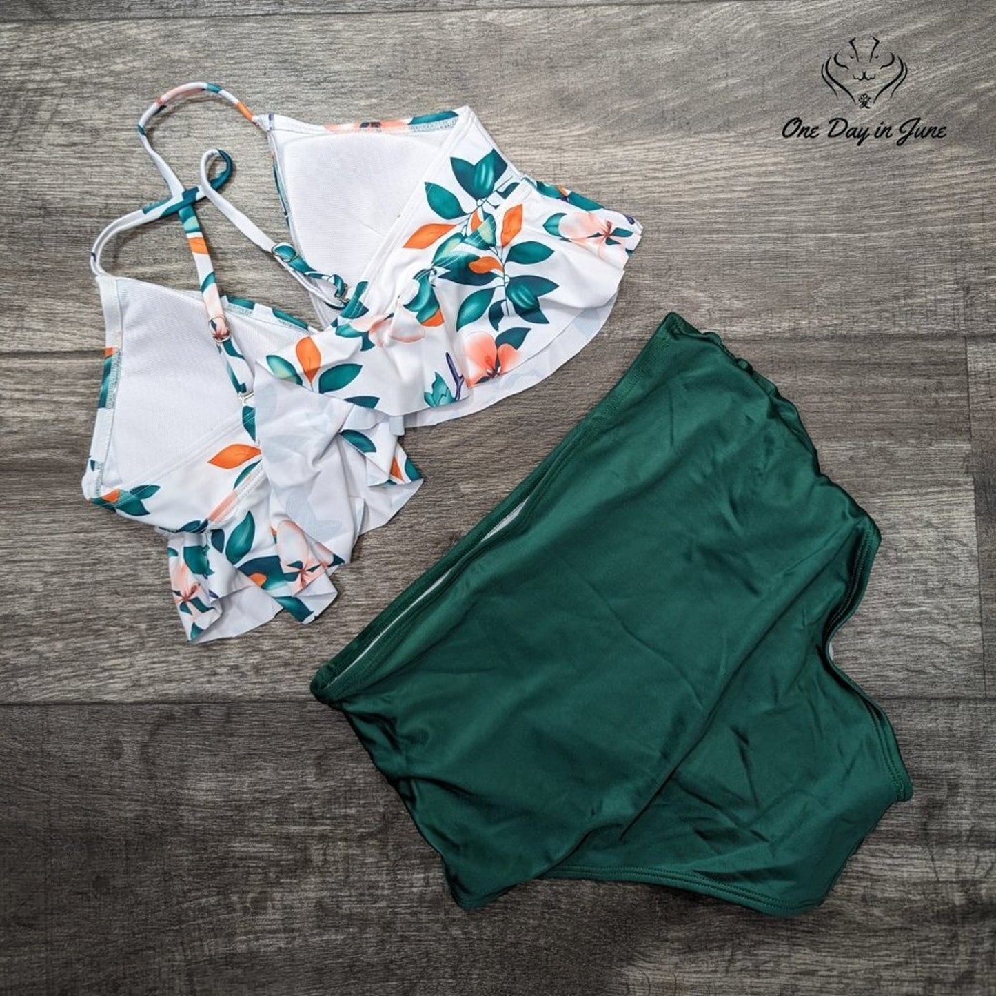 CharmLeaks Ruffle Top Bikini Swimsuit Size S