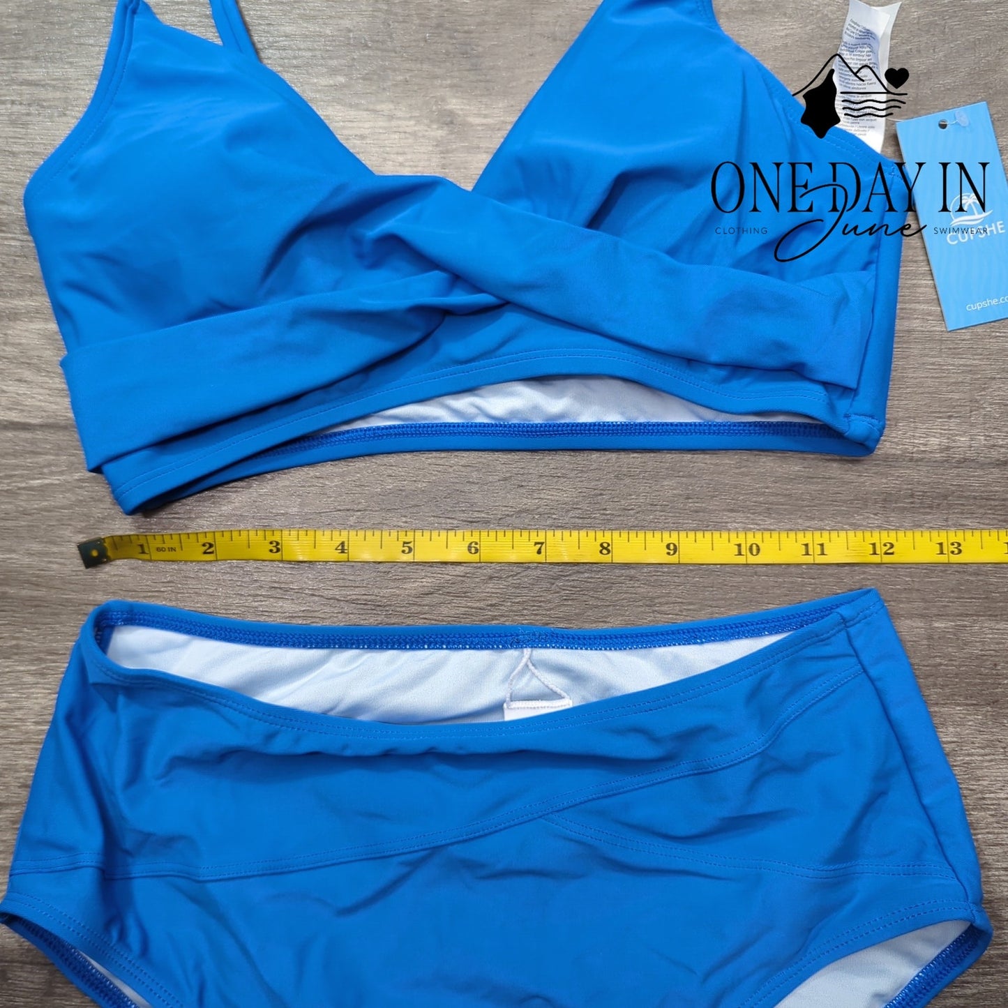 Cupshe Twist Front Bikini Swimsuit Size S