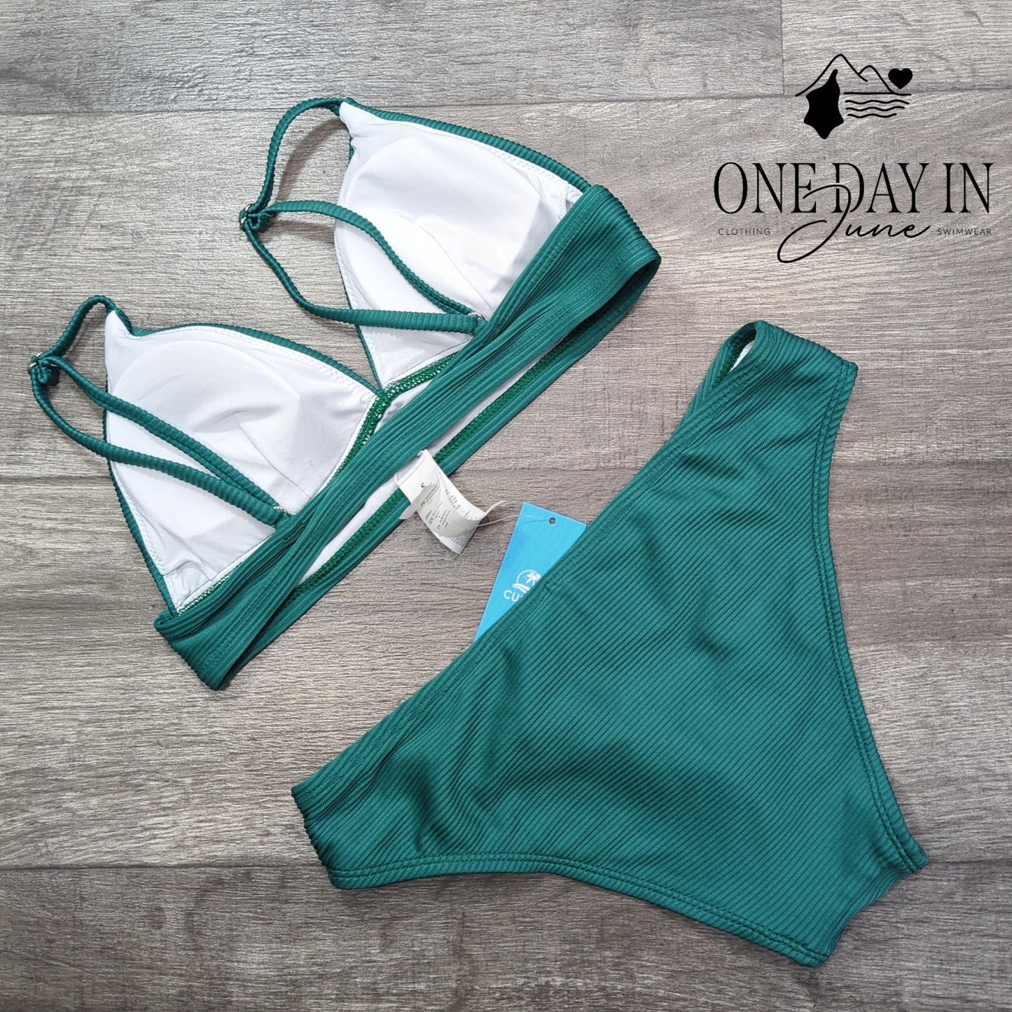 Cupshe V Neck Ribbed One Piece Swimsuit Size S