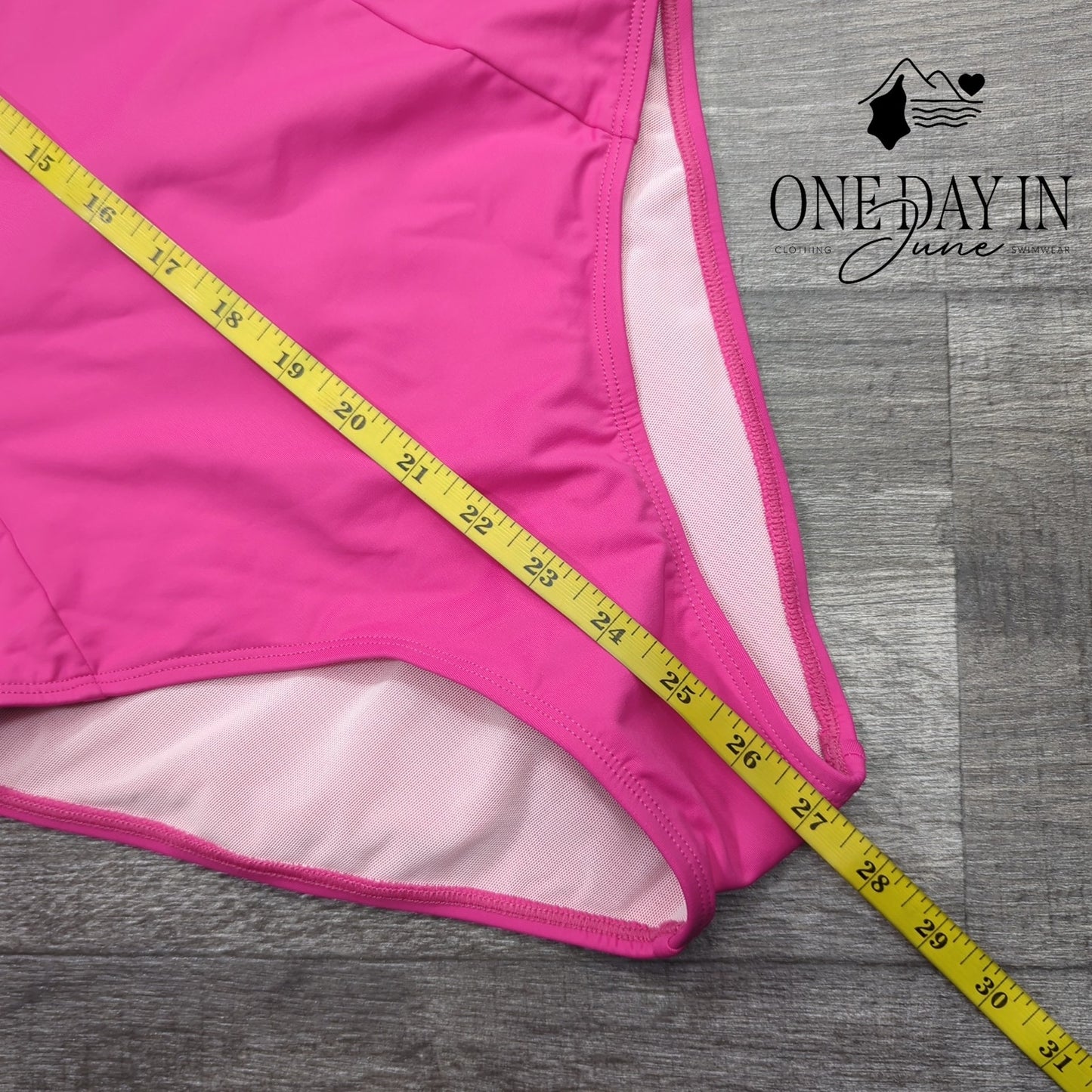 Cupshe Lace Up Nack One Piece Swimsuit Size M