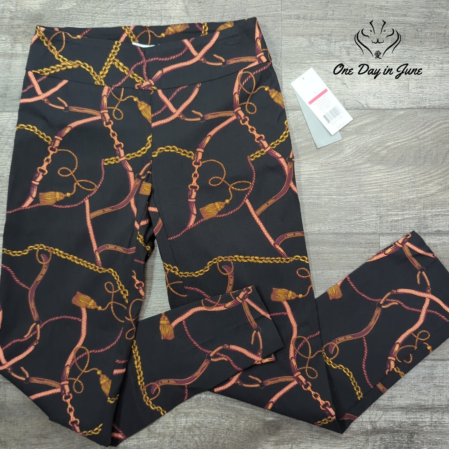 New Directions Pull On Polished Pants Size 6
