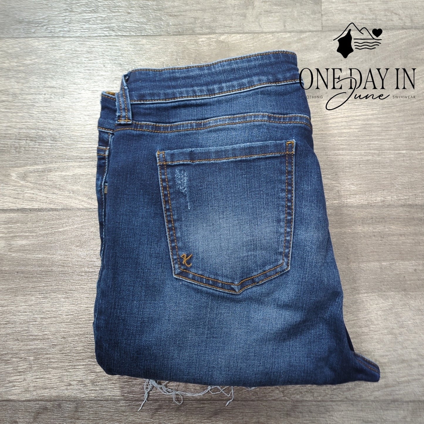 Kut from the Kloth Ankle Skinny Jeans Size 10