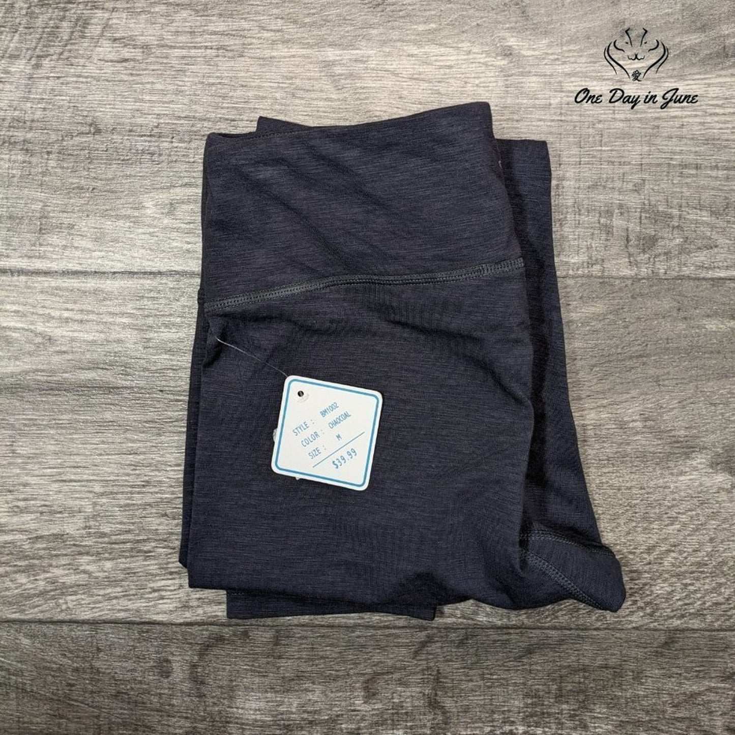 Esperanza Cropped Workout Pants Size M